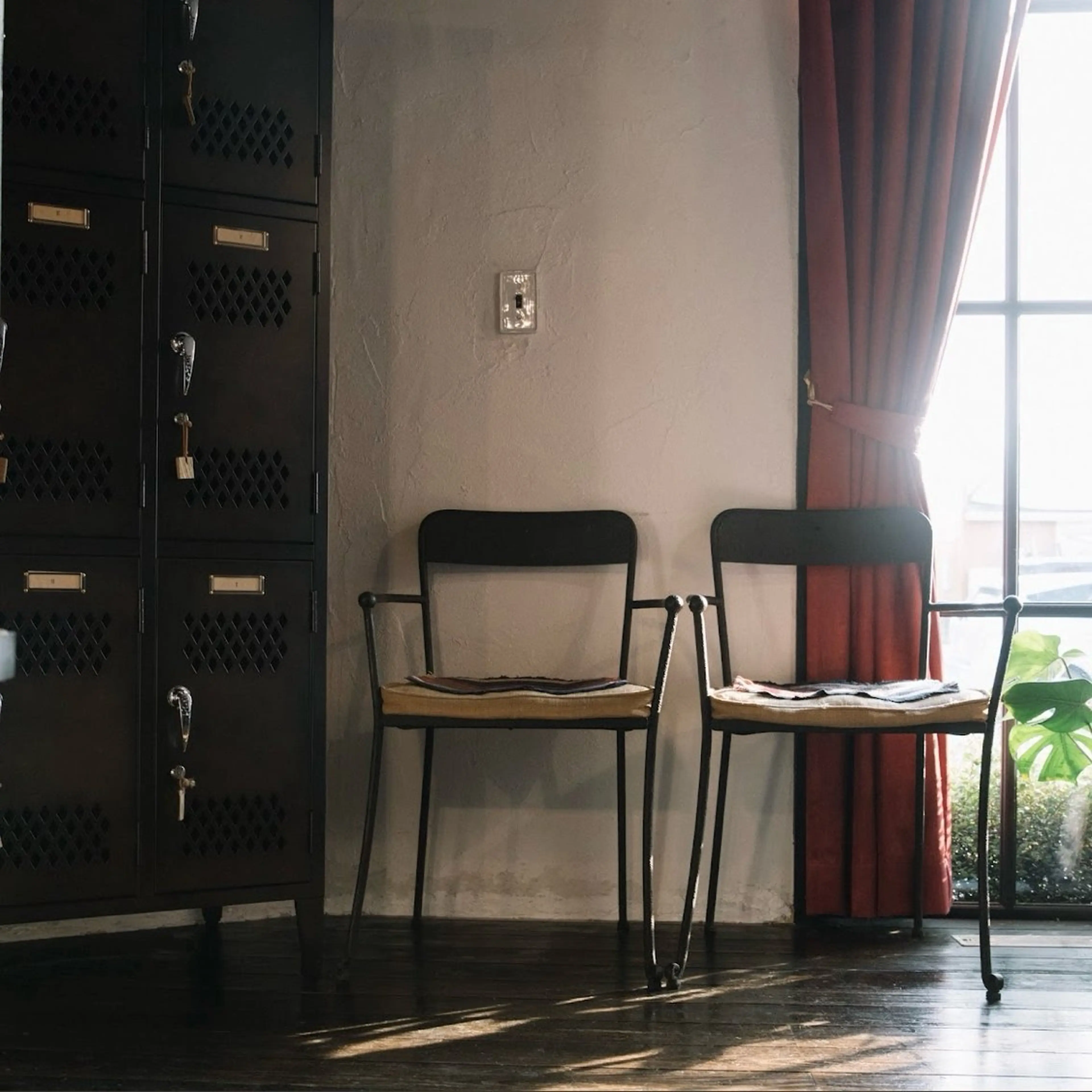 ぱっくり前髪改善！前髪クロスパーマの写真