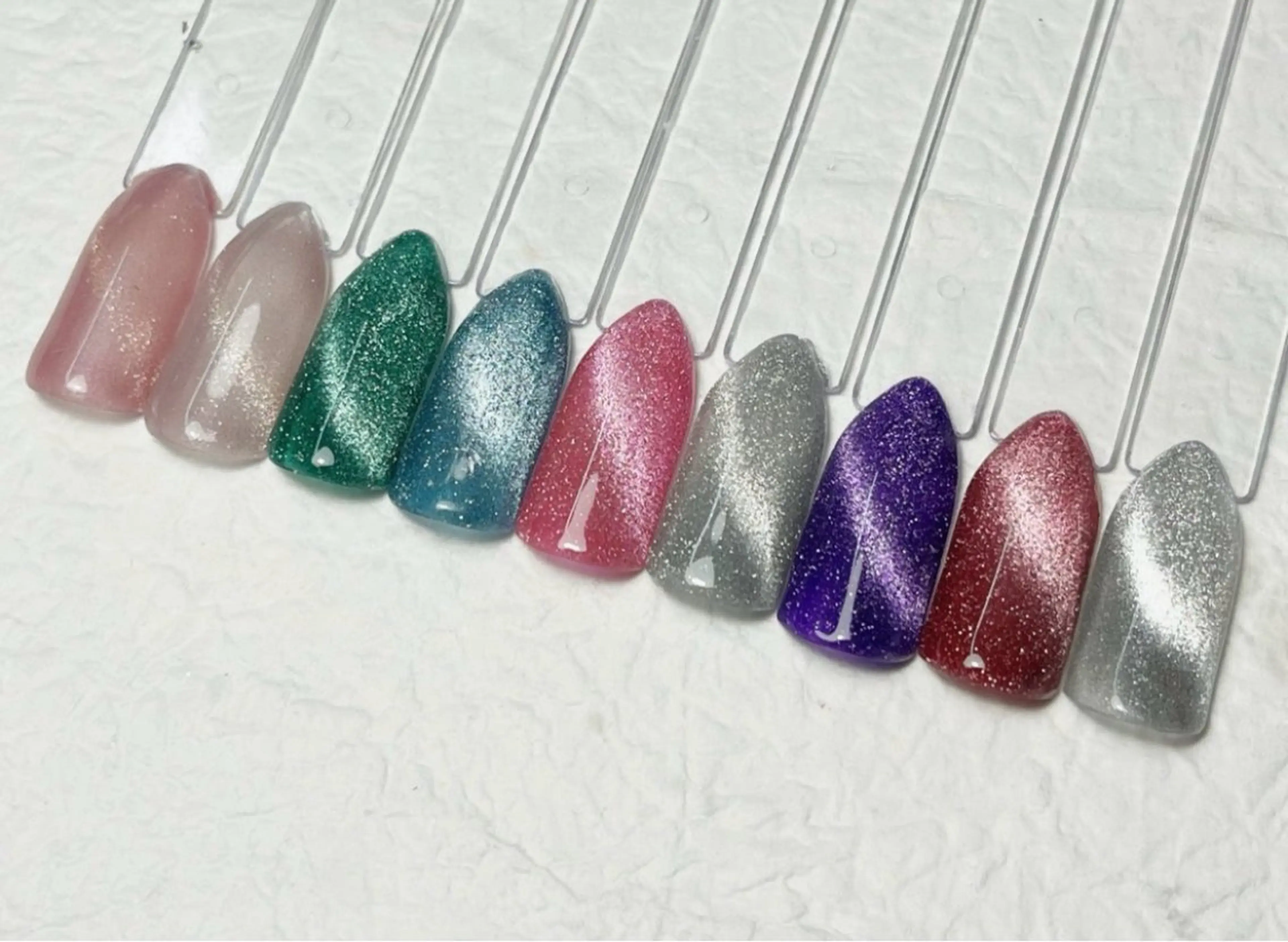 ネイル マグネットネイル m. akiのネイルデザイン