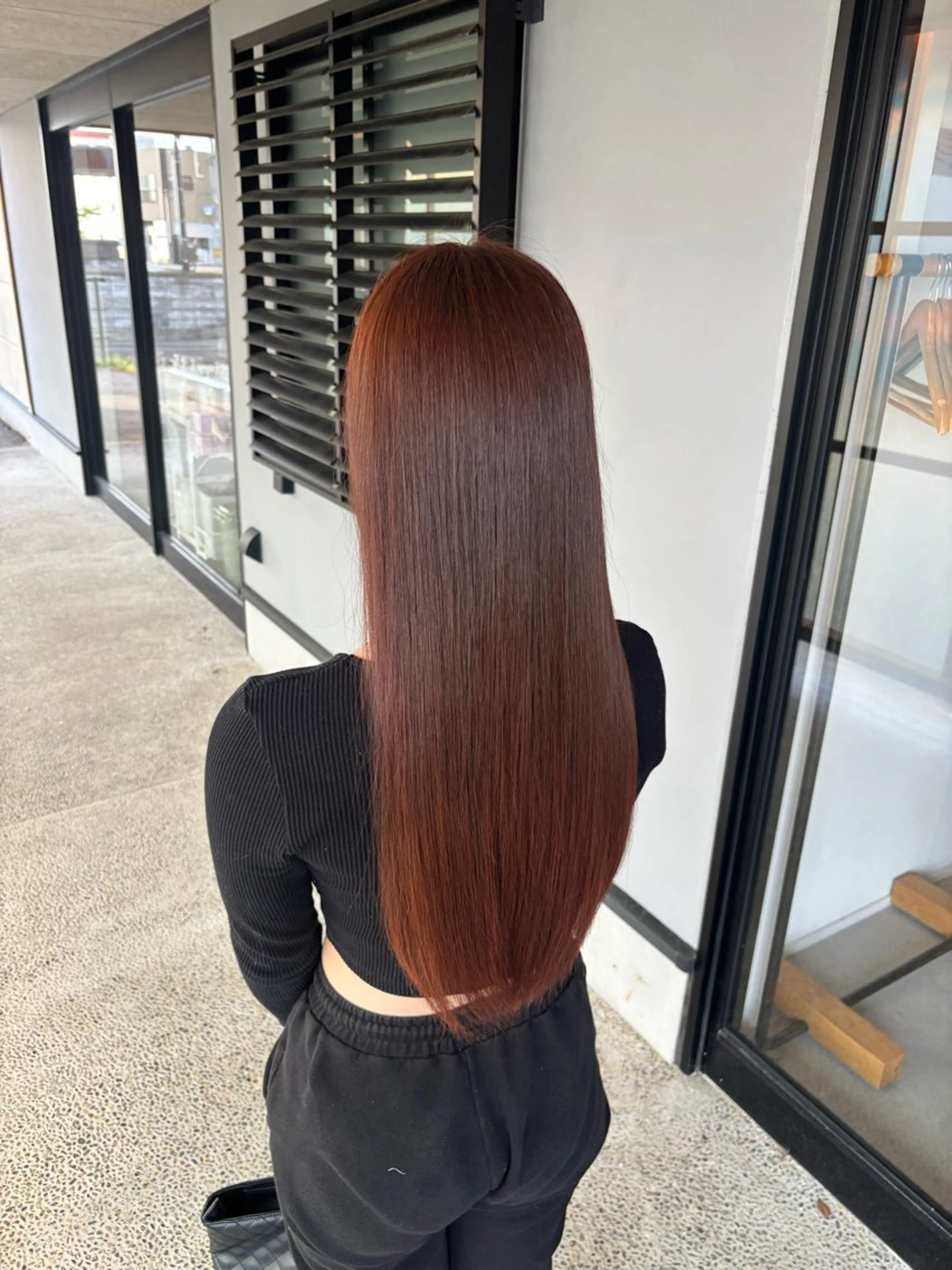 ロング カラー 西川 璃乃朱のヘアスタイル