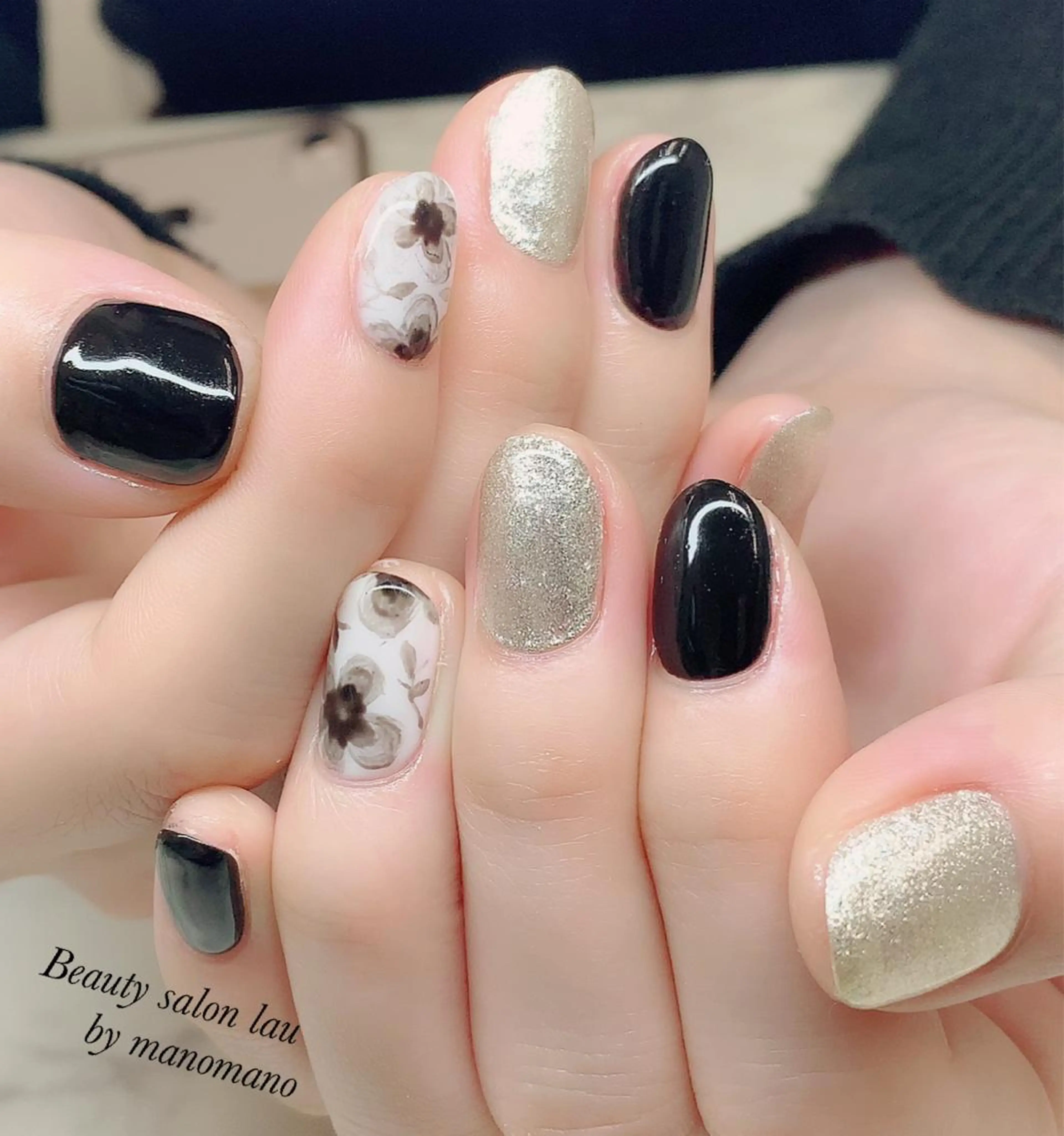 ネイル ラウバイマノマノ なかざとのネイルデザイン