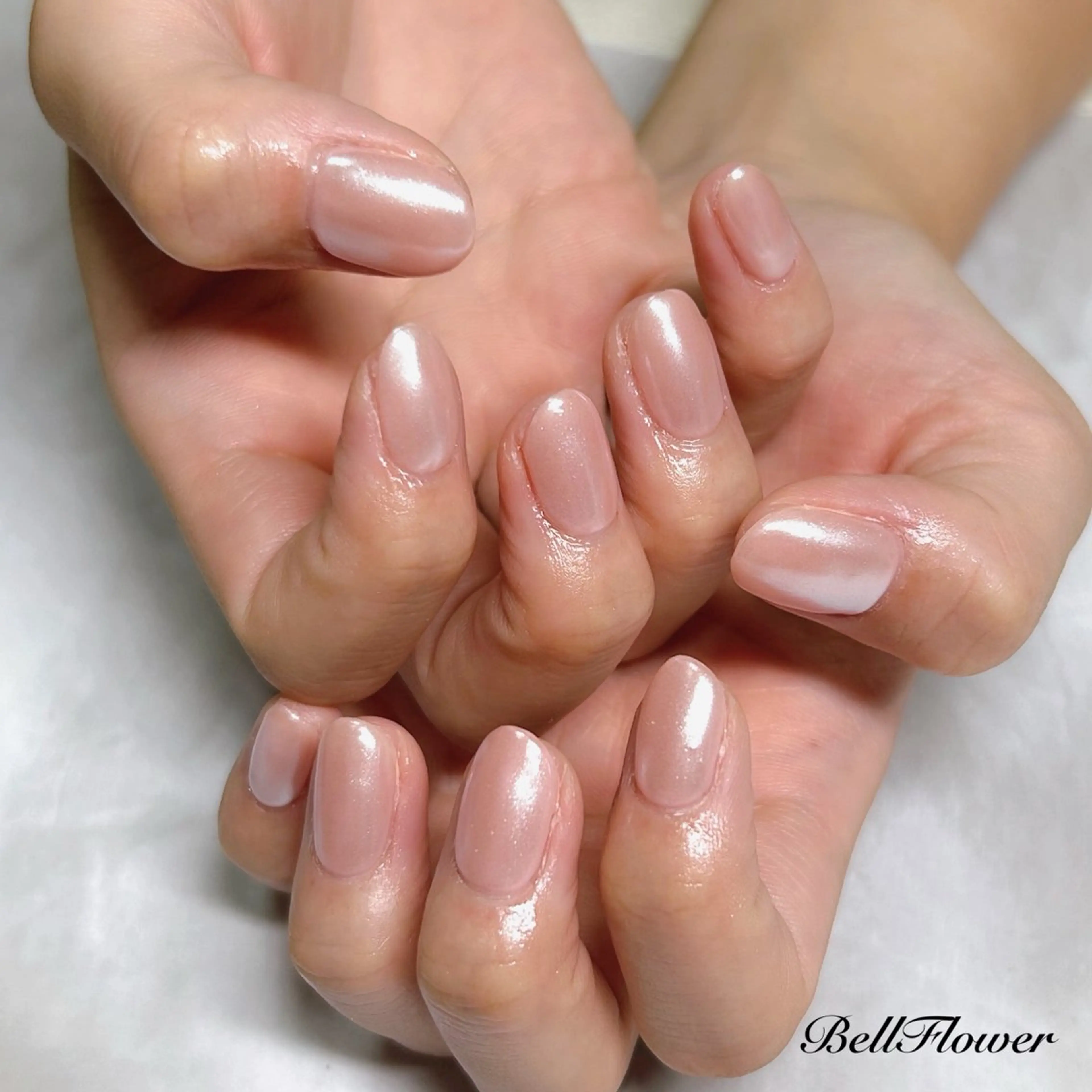 ネイル オーロラネイル ハンドネイル Bell Flowerのネイルデザイン