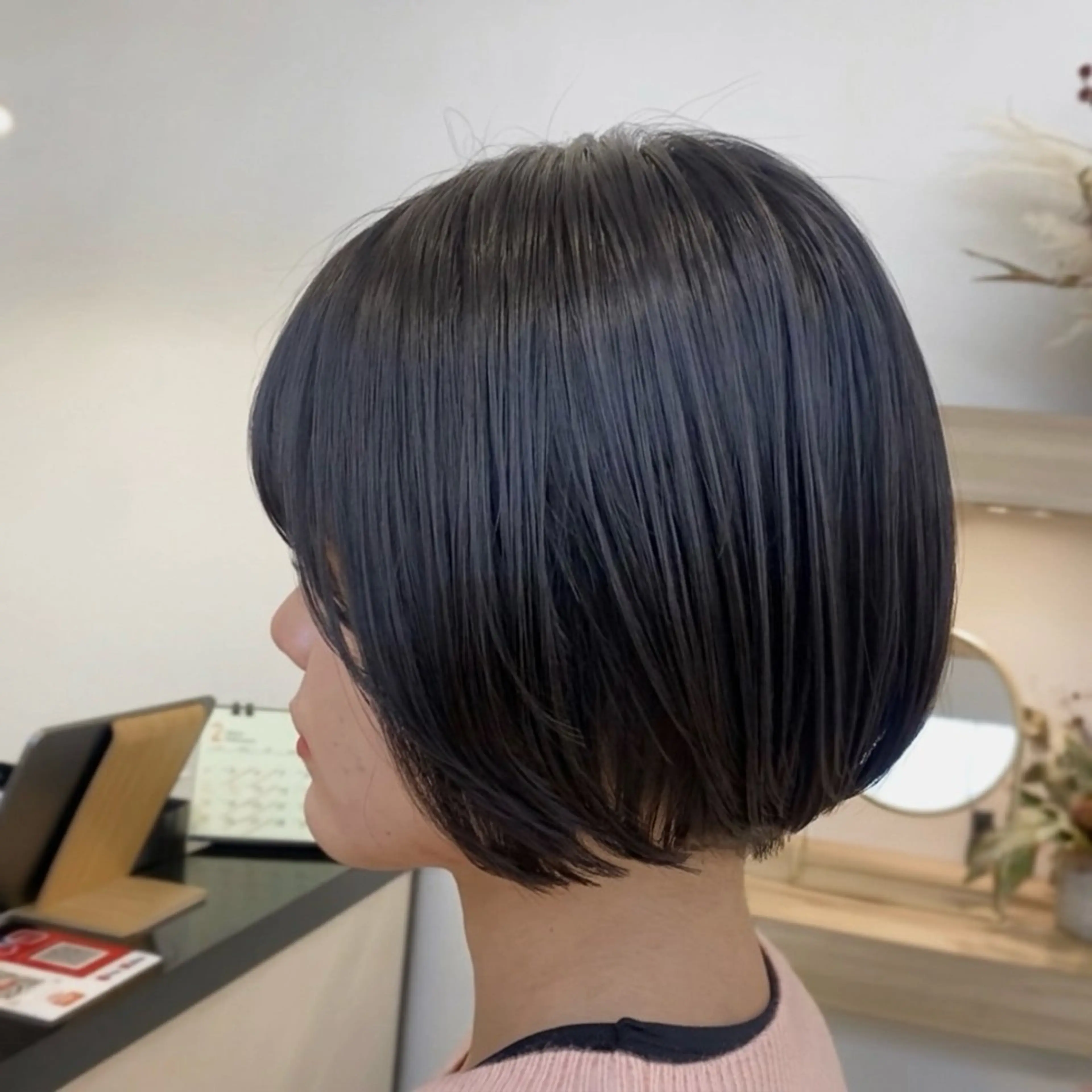 ショート カット✂️ いぎあやかのヘアスタイル