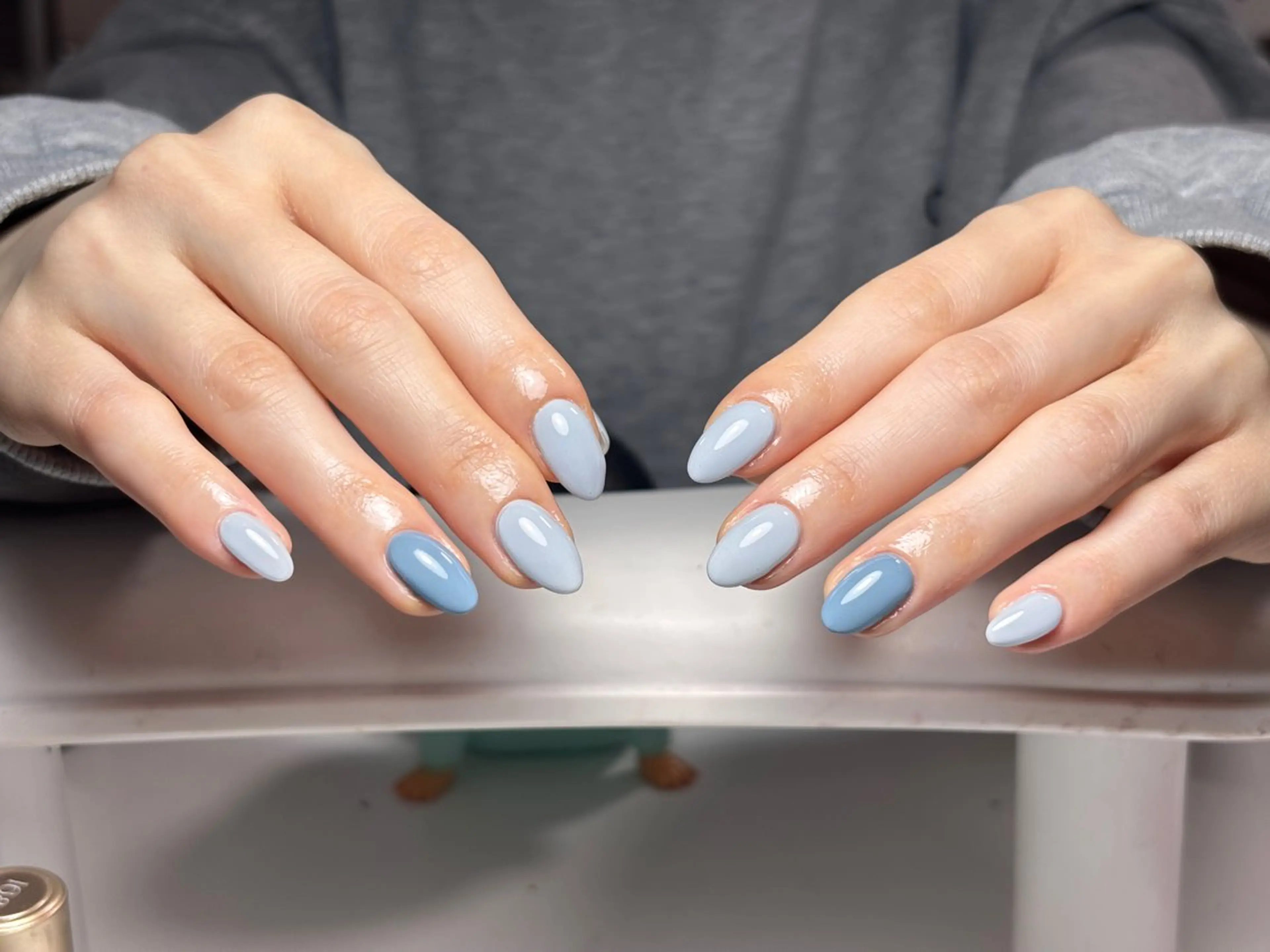 ショート ハンドネイル トゥー フエンのネイルデザイン