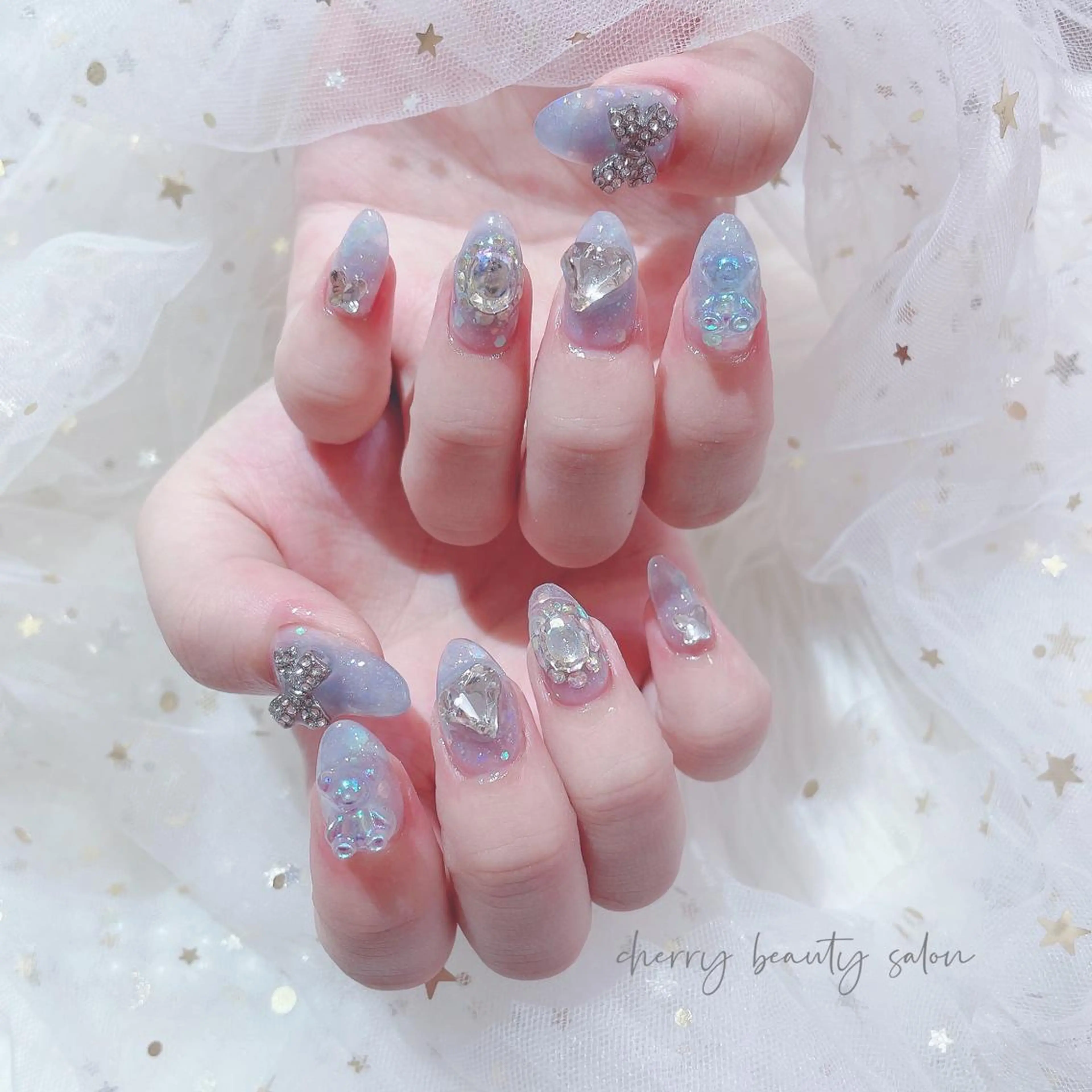 ミディアム ネイル SAKURA 🍒のネイルデザイン