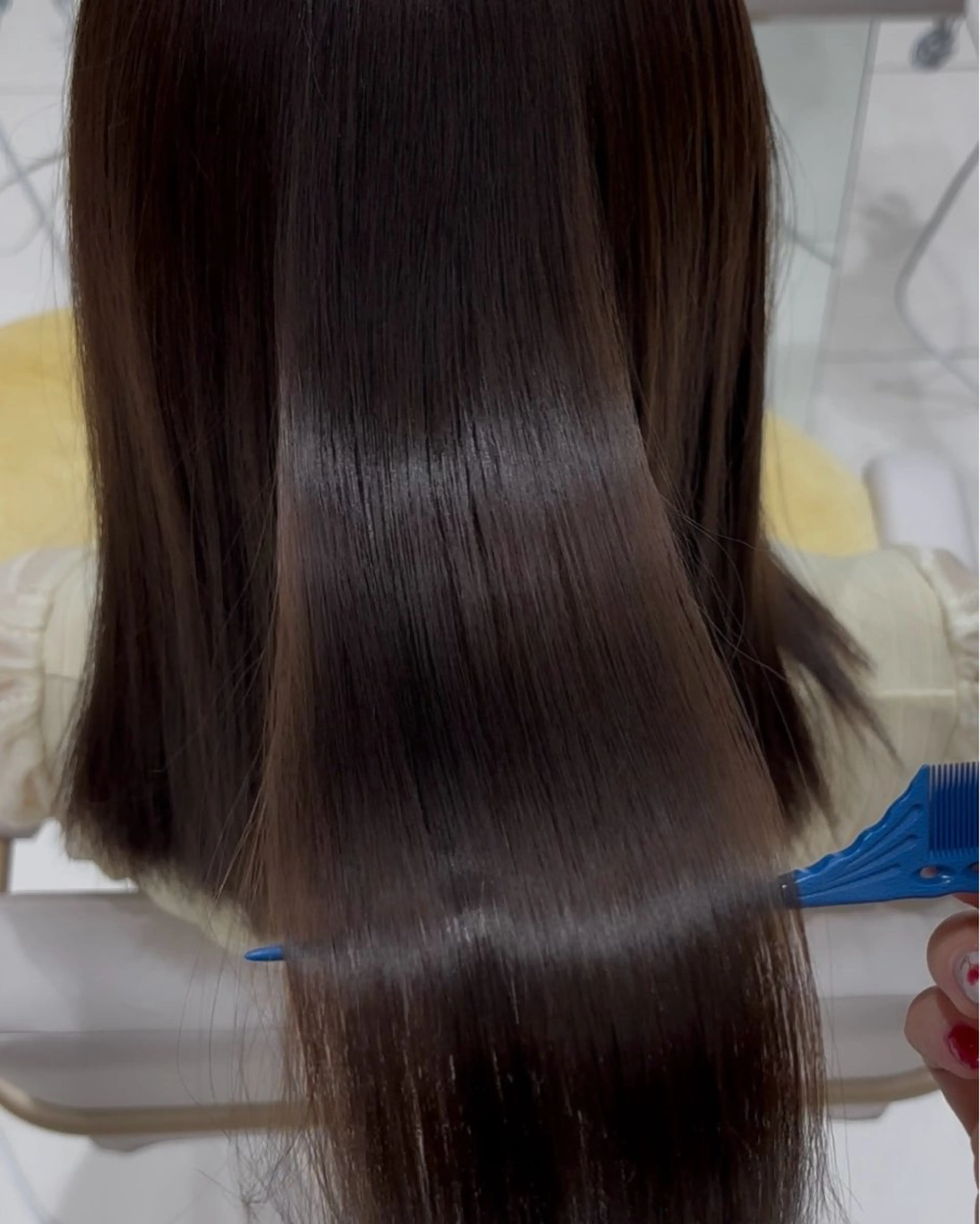 ロング カラー 透明感カラー / レイヤー/ mamiのヘアスタイル