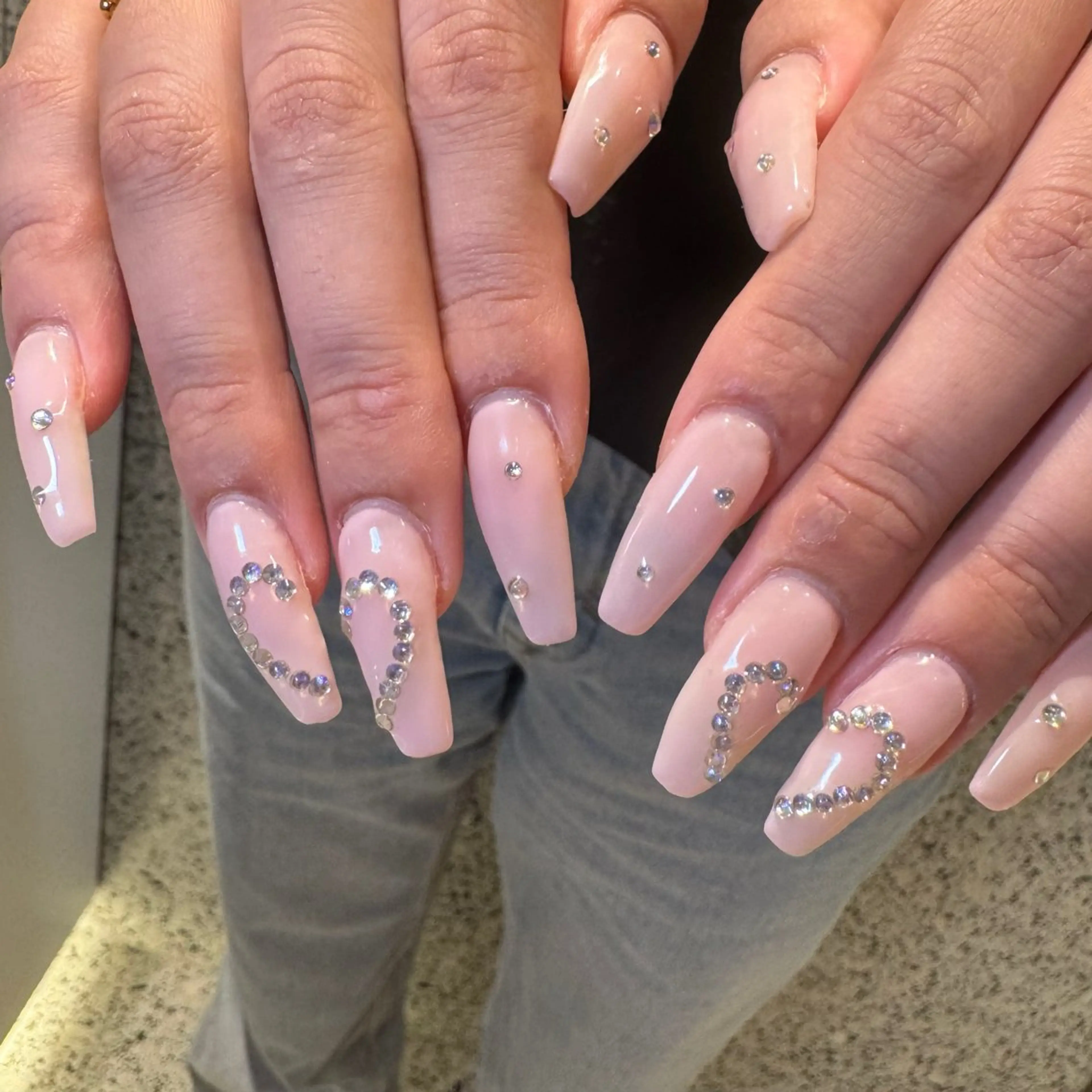 ネイル キラキラネイル ワンホンネイル ハンドネイル RIEKO🍒 ワンホン♡推しネイルのネイルデザイン