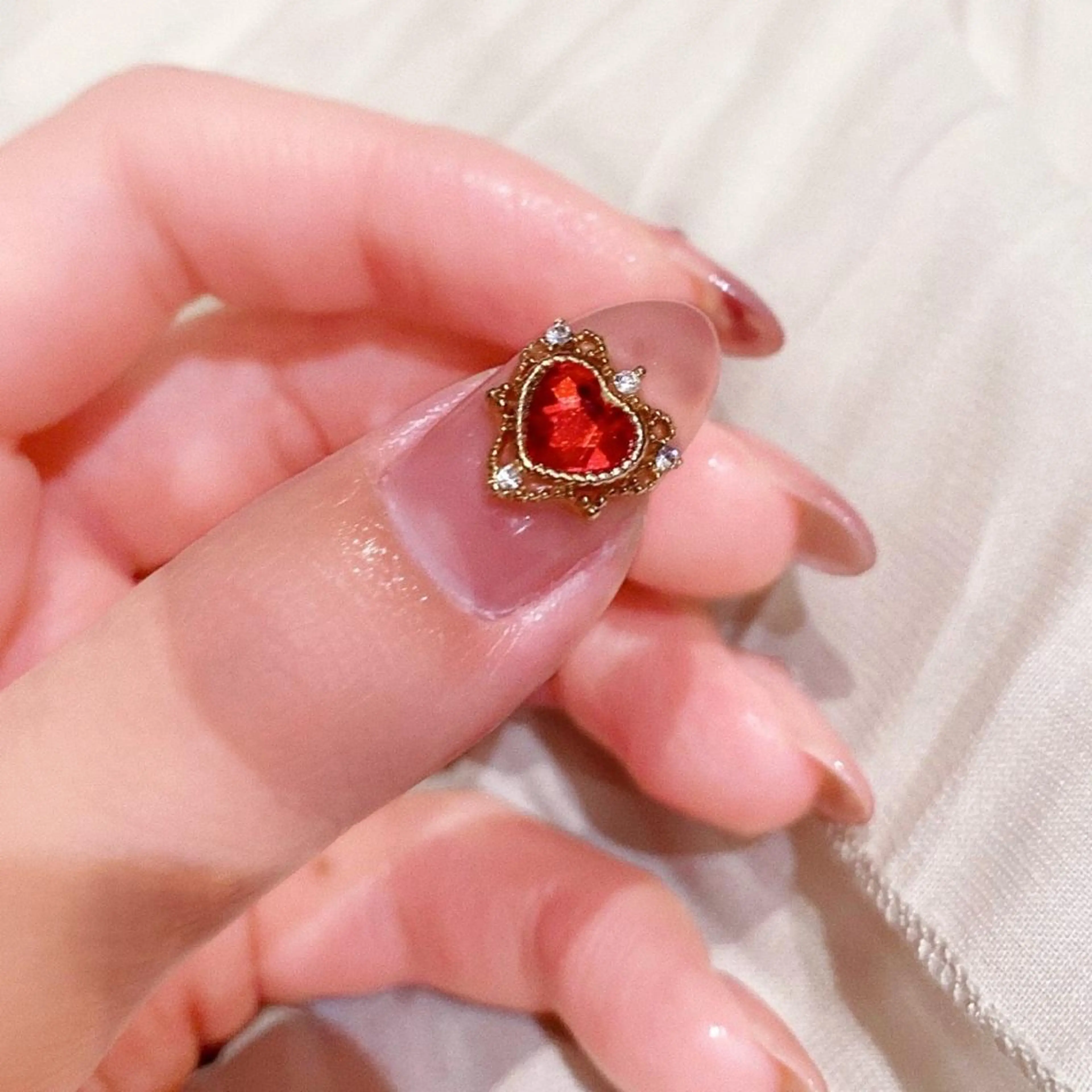 ネイル 長さ出し ハート ハンドネイル Nailist SUZU所属・Nailist suzuのネイルデザイン