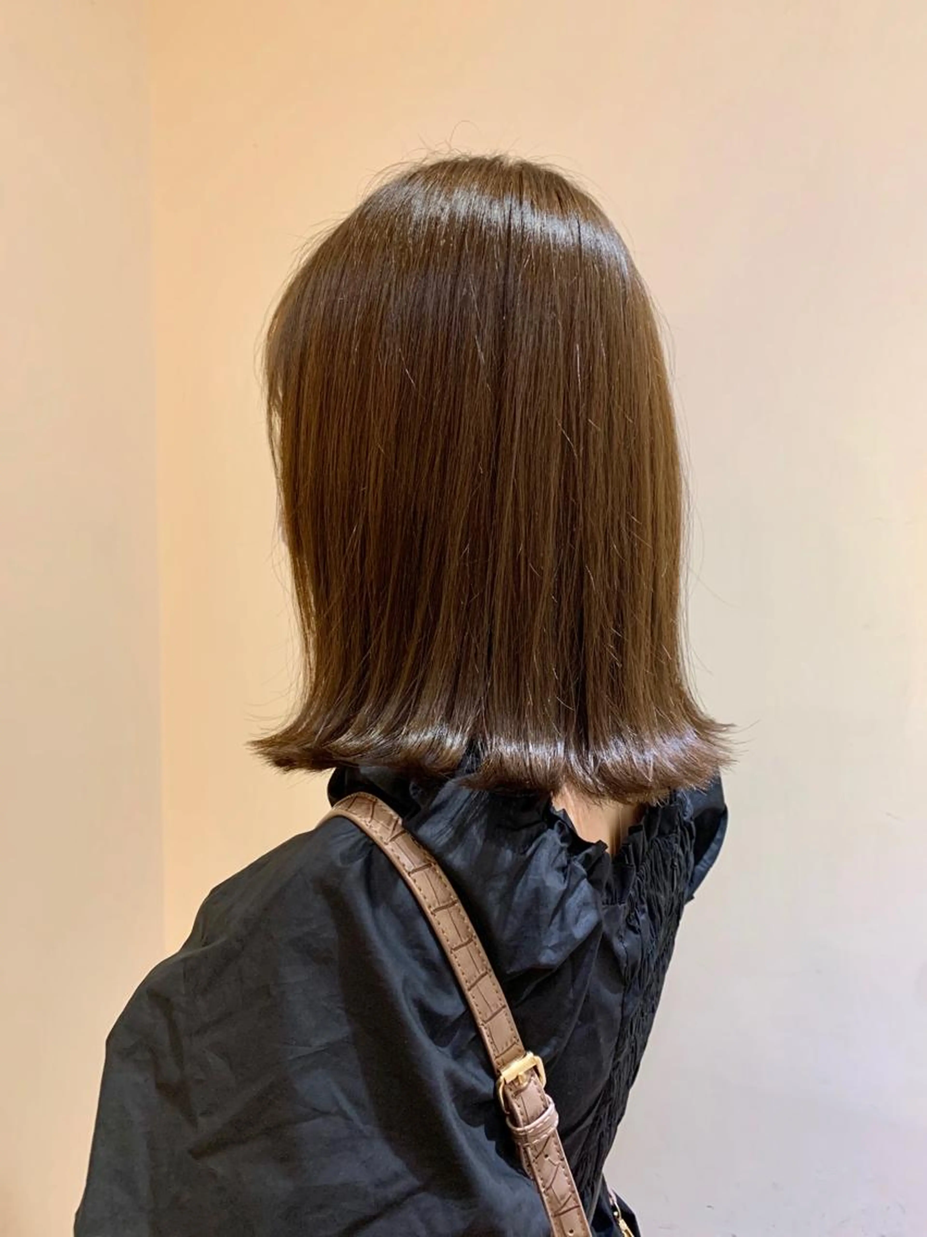 カット＋ダメージオフのナチュラルストレート＋ハホニコtrの写真