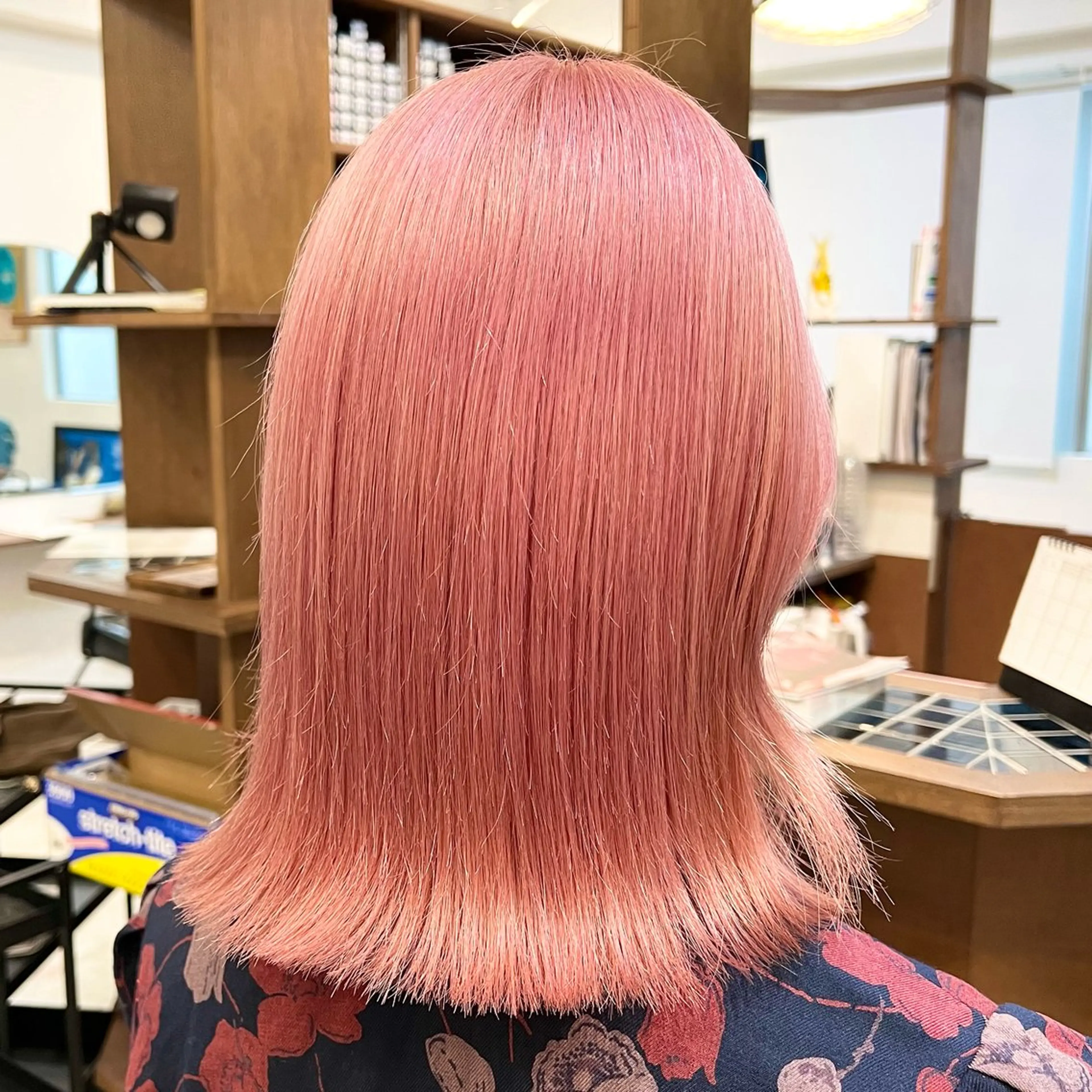 ミディアム カラー ブリーチ ヘアカラー Ami ブリーチ/ハイトーンのヘアスタイル