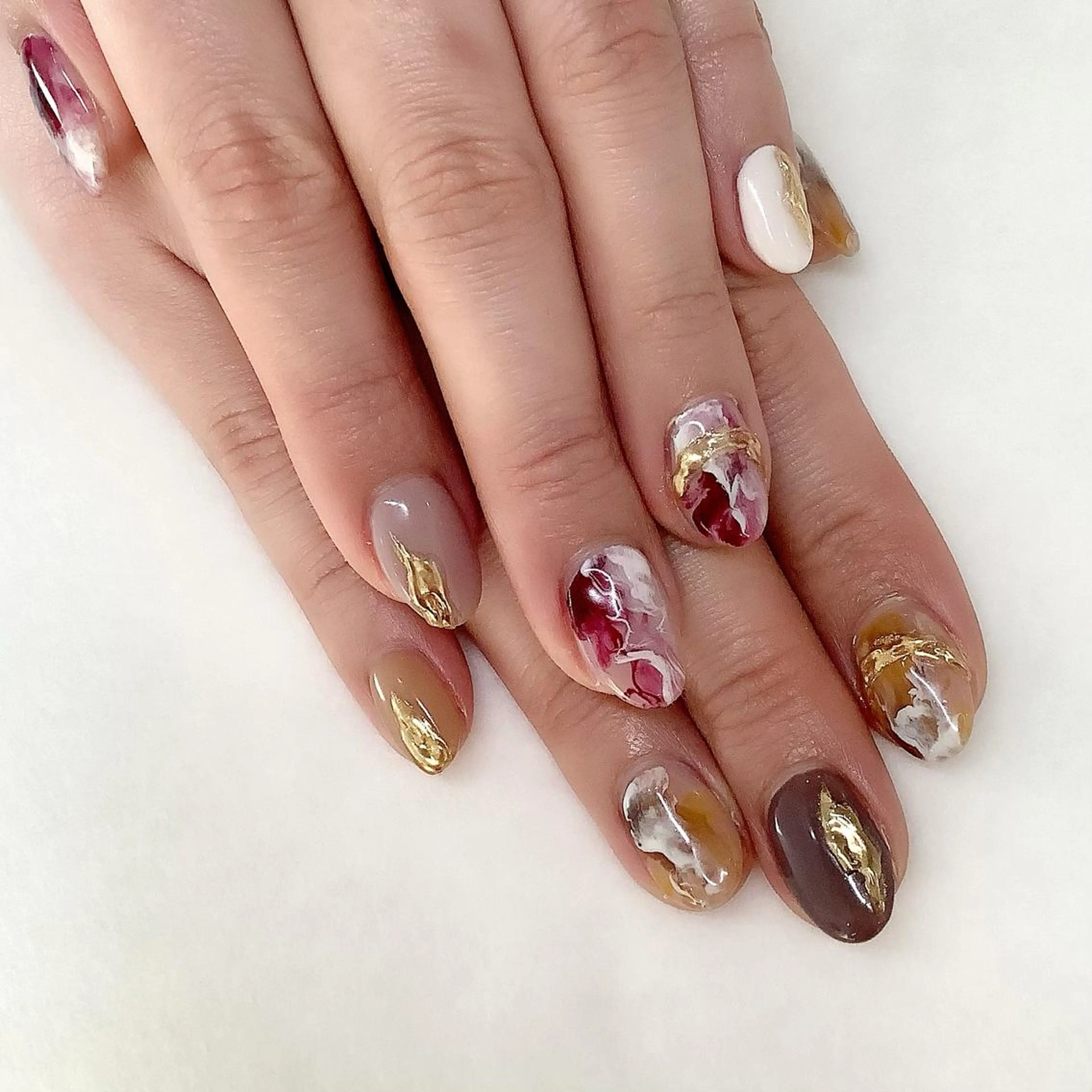 ネイル ハンドネイル 💎🐰 saki. m 🐰💎のネイルデザイン