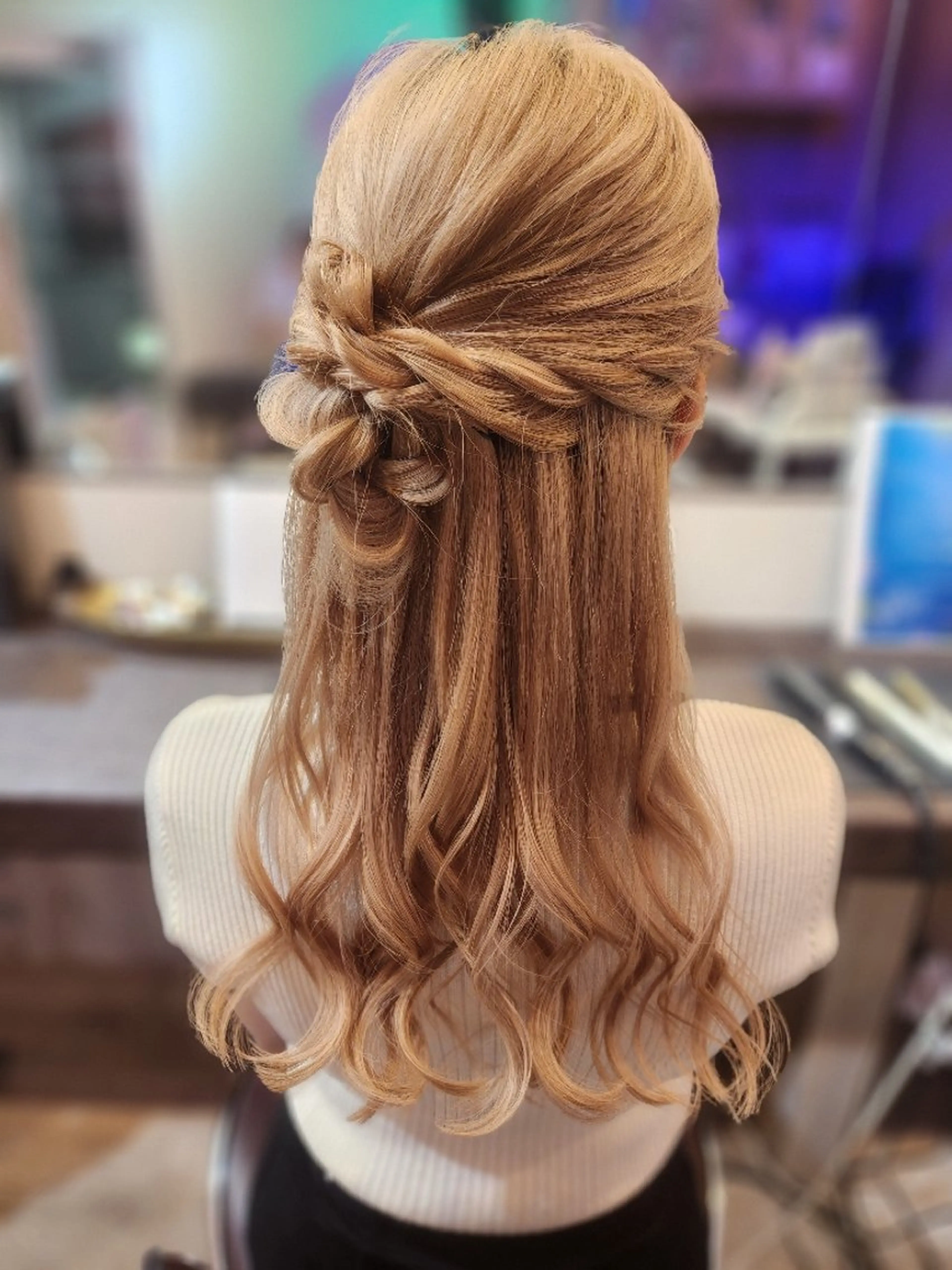 ロング ヘアアレンジ ハーフアップ ヘアセット サロンソレイユ(マツ エク/ヘアセット)のヘアスタイル