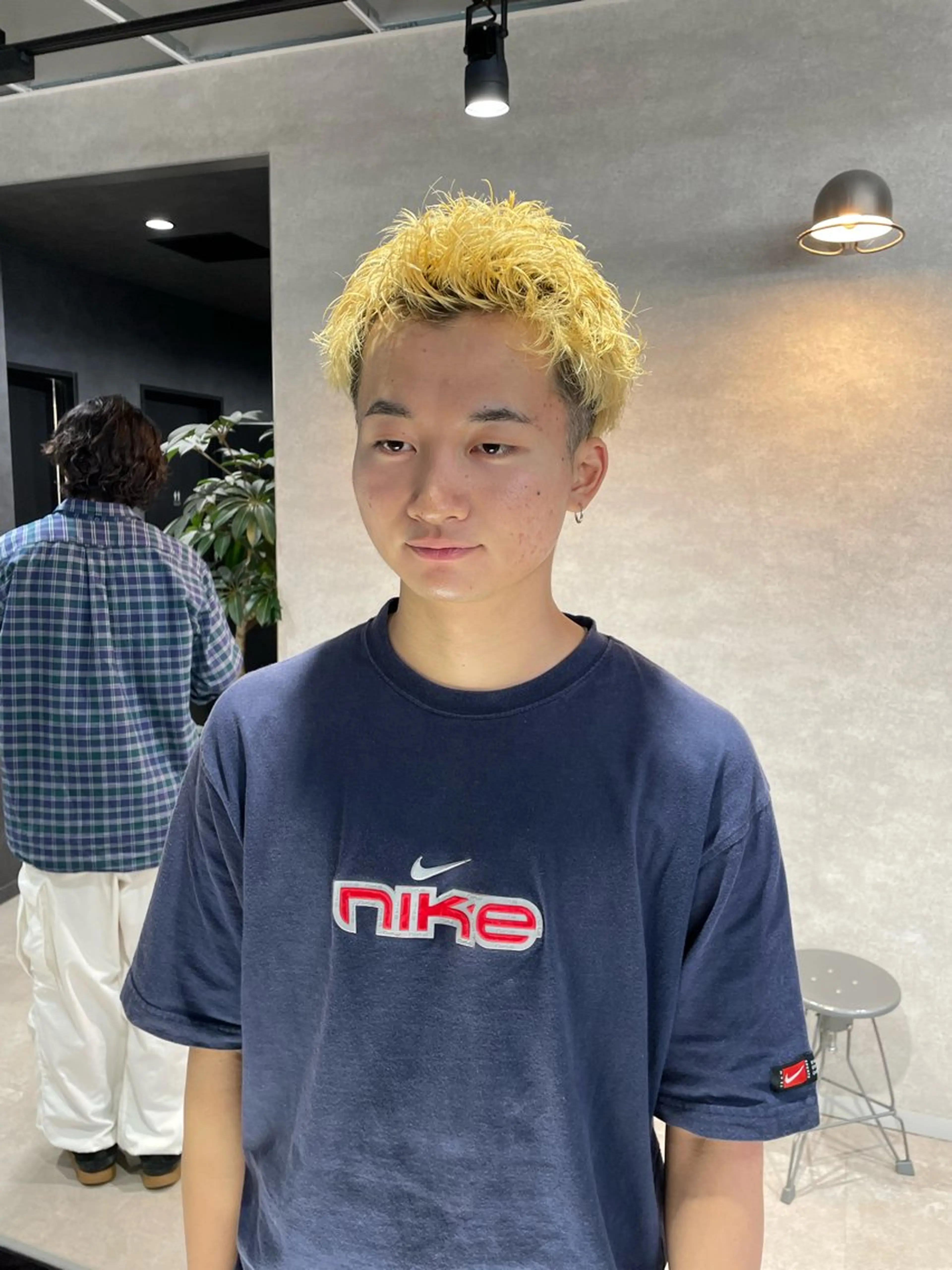 ショート メンズ スパイキーショート ショートヘア カット 垢抜けハイトーン☀／ 笑顔の美容師／しゅんのヘアスタイル