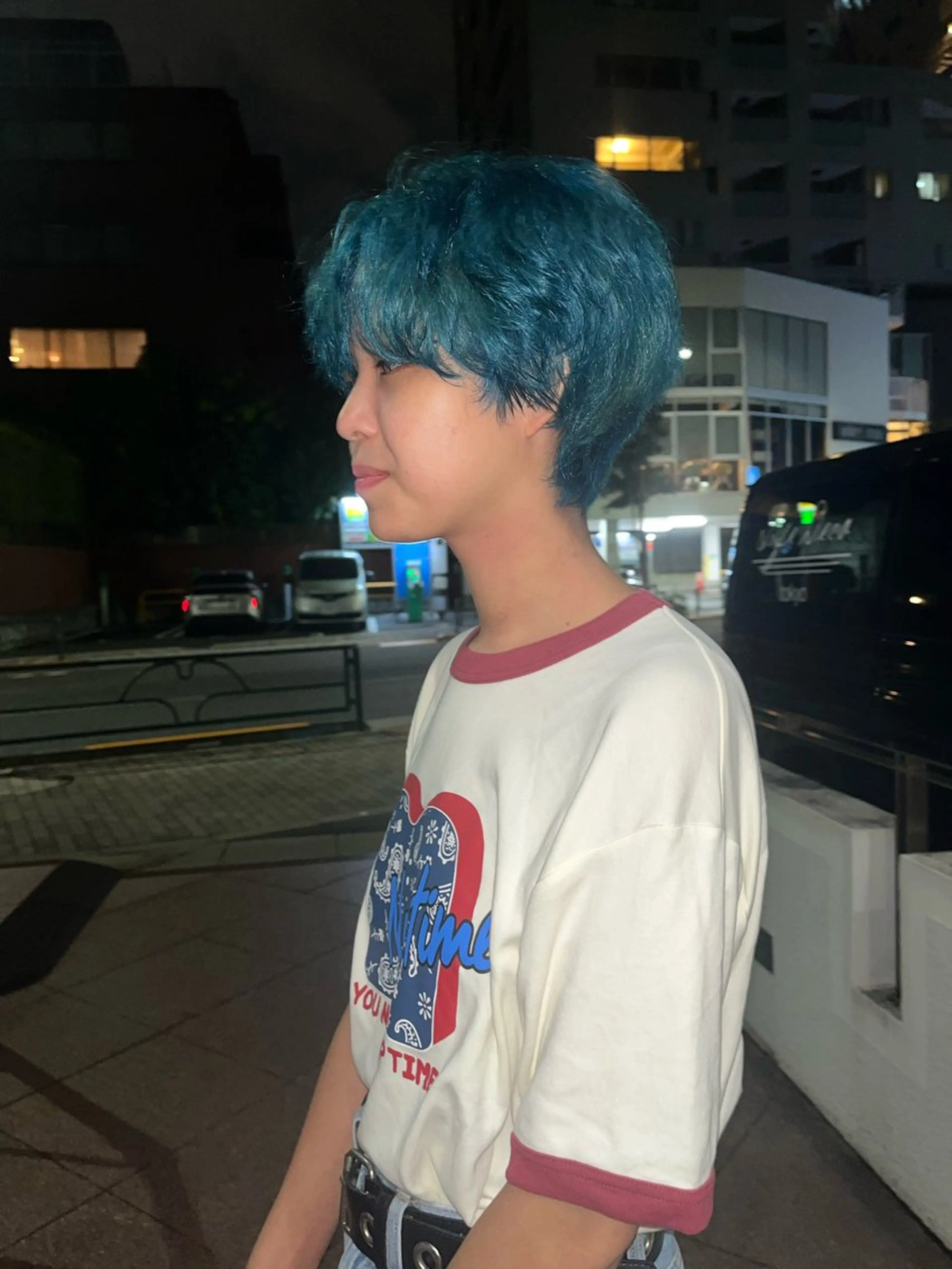 ショート カラー Haco＋所属・ウルフ/レイヤー Miinaのヘアスタイル