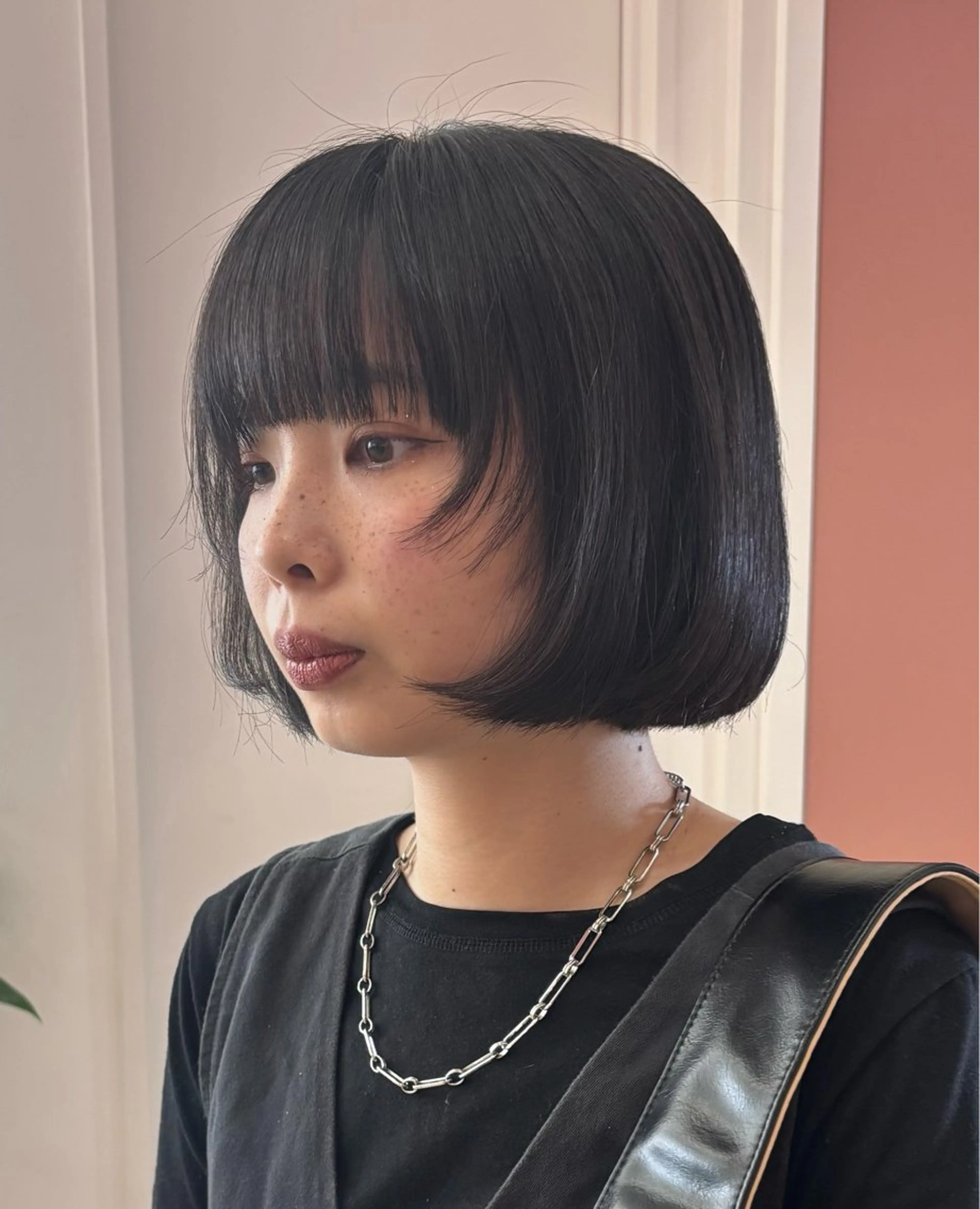 ショート ボブ レイヤーカット 西宮北口/みなみのヘアスタイル