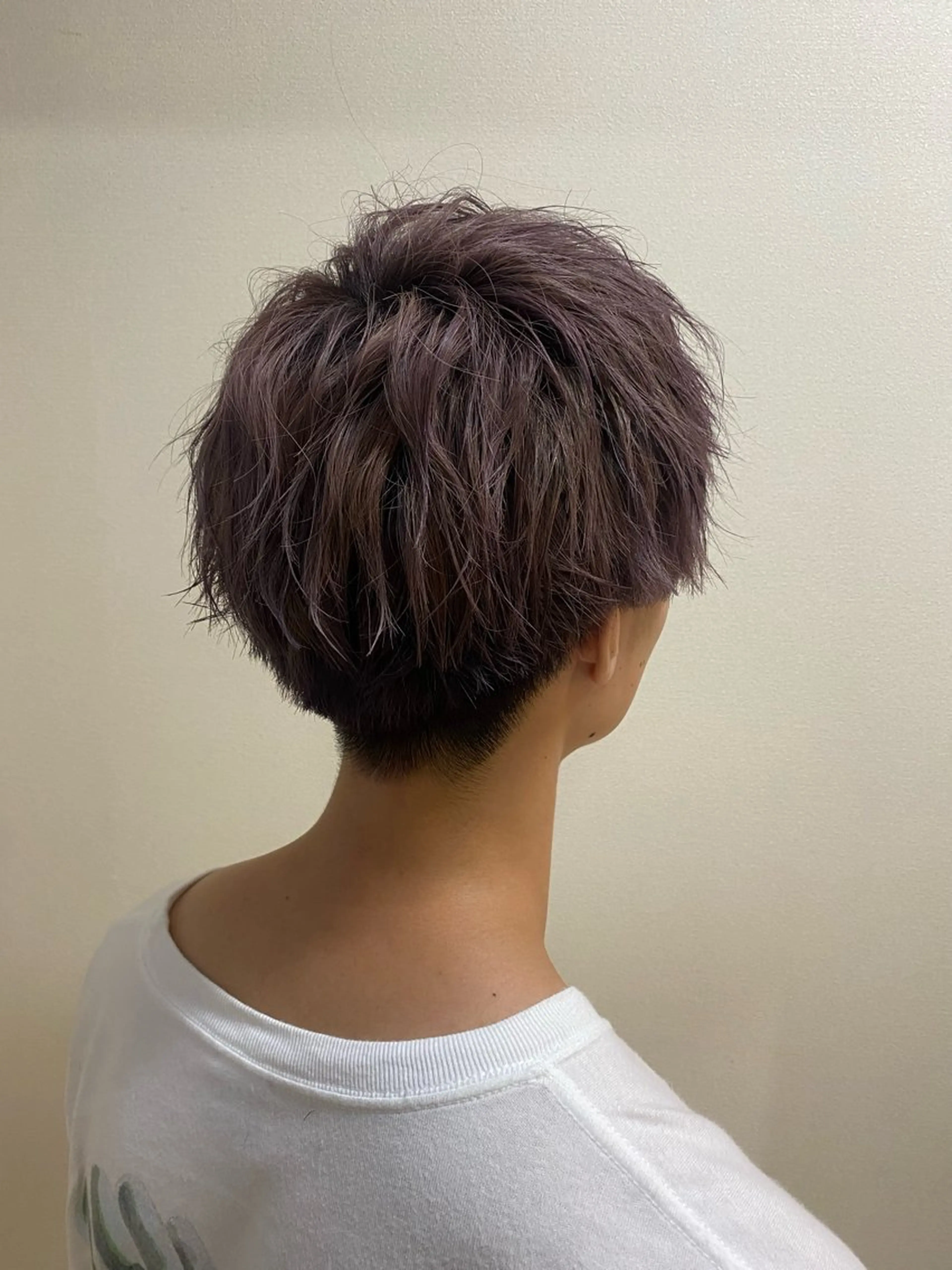 カラー ラベンダーカラー 伊藤 裕也のヘアスタイル