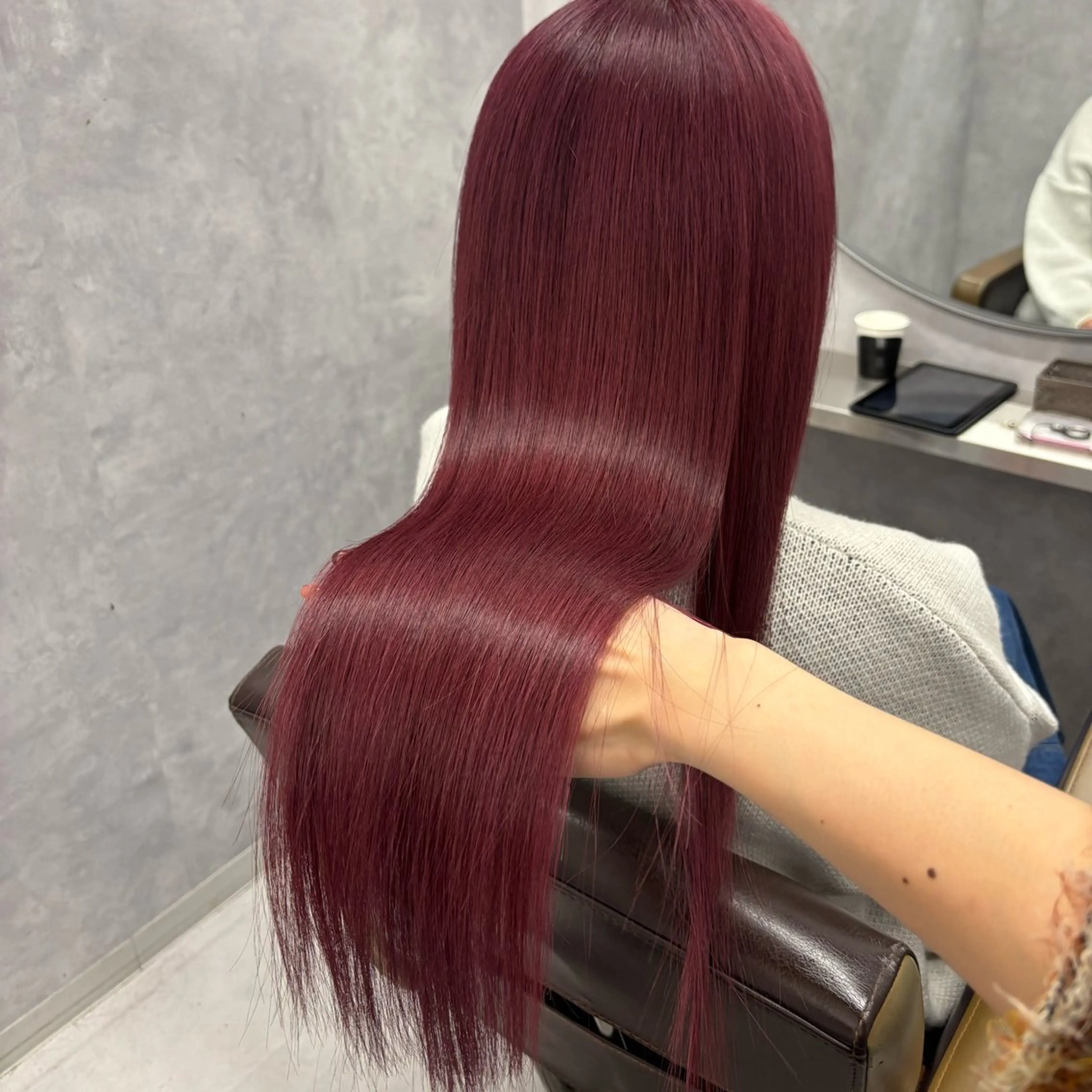 ロング カラー ヘアカラー トリートメント NUMBER_ ユイナのヘアスタイル