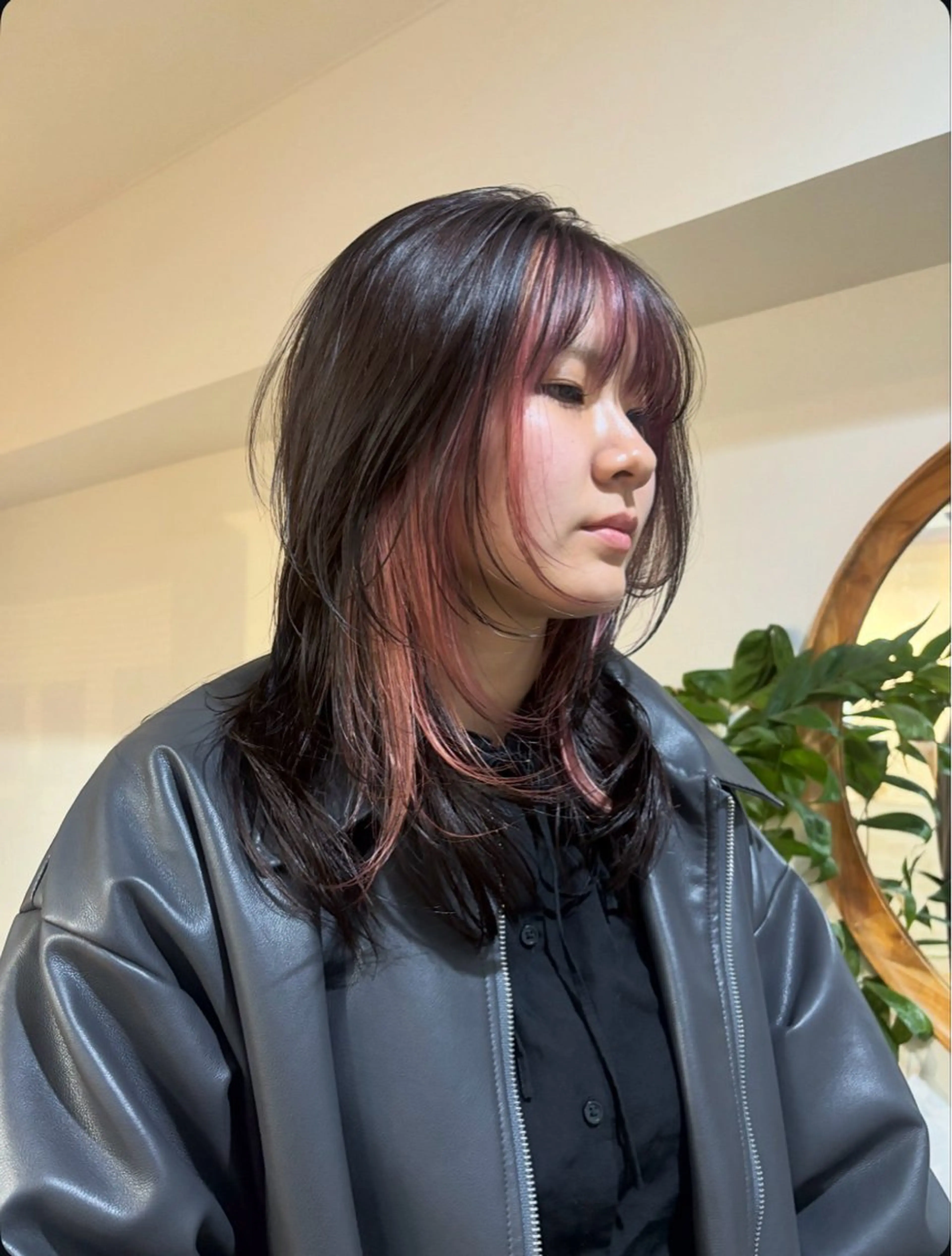 セミロング カラー ヘアカラー cinq所属・ハイトーン/ラベンダ ー/ yuina🪄のヘアスタイル