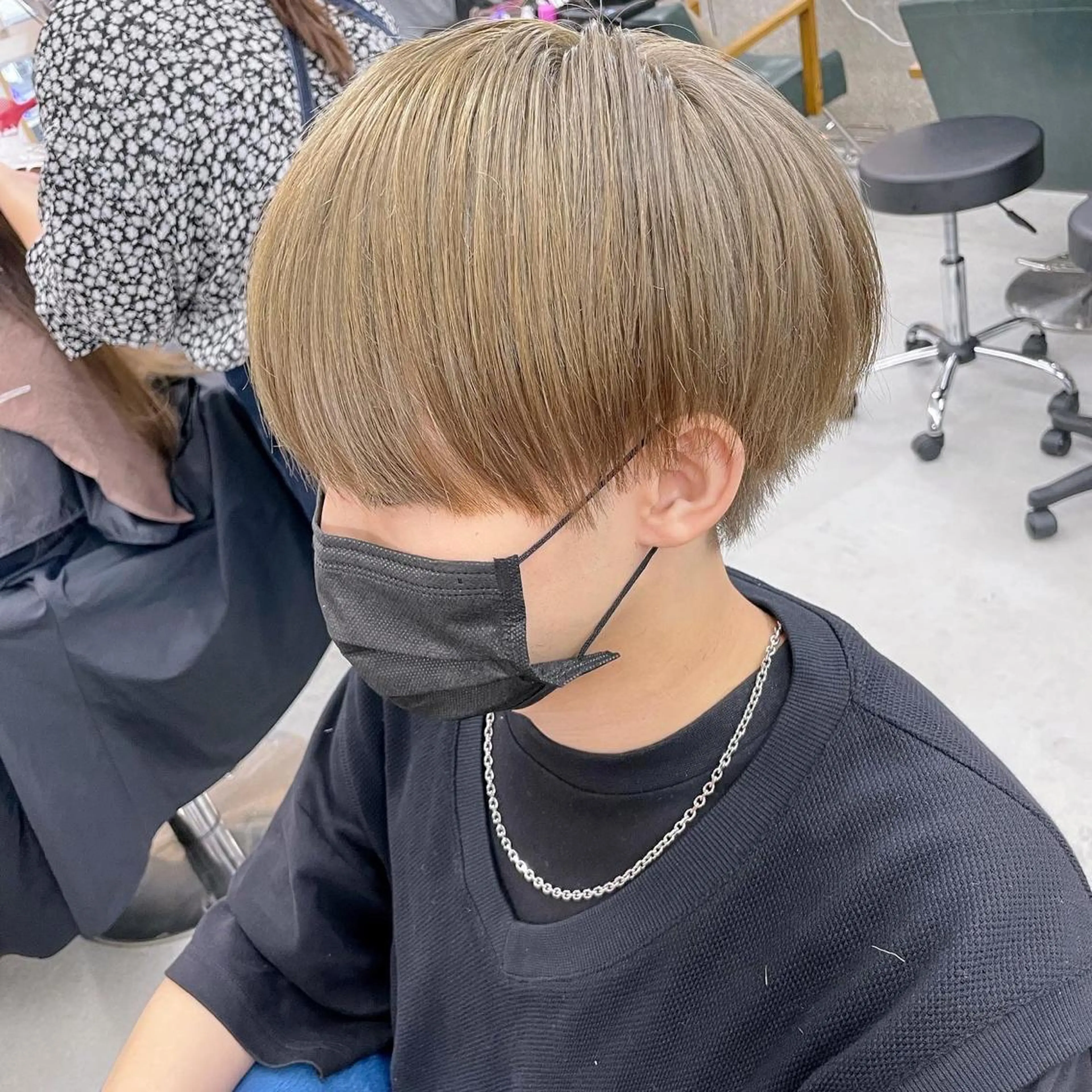 カラー メンズ Lull (シェアサロンReco VIProom)所属・Lull1人美容室 バレイヤージュのヘアスタイル