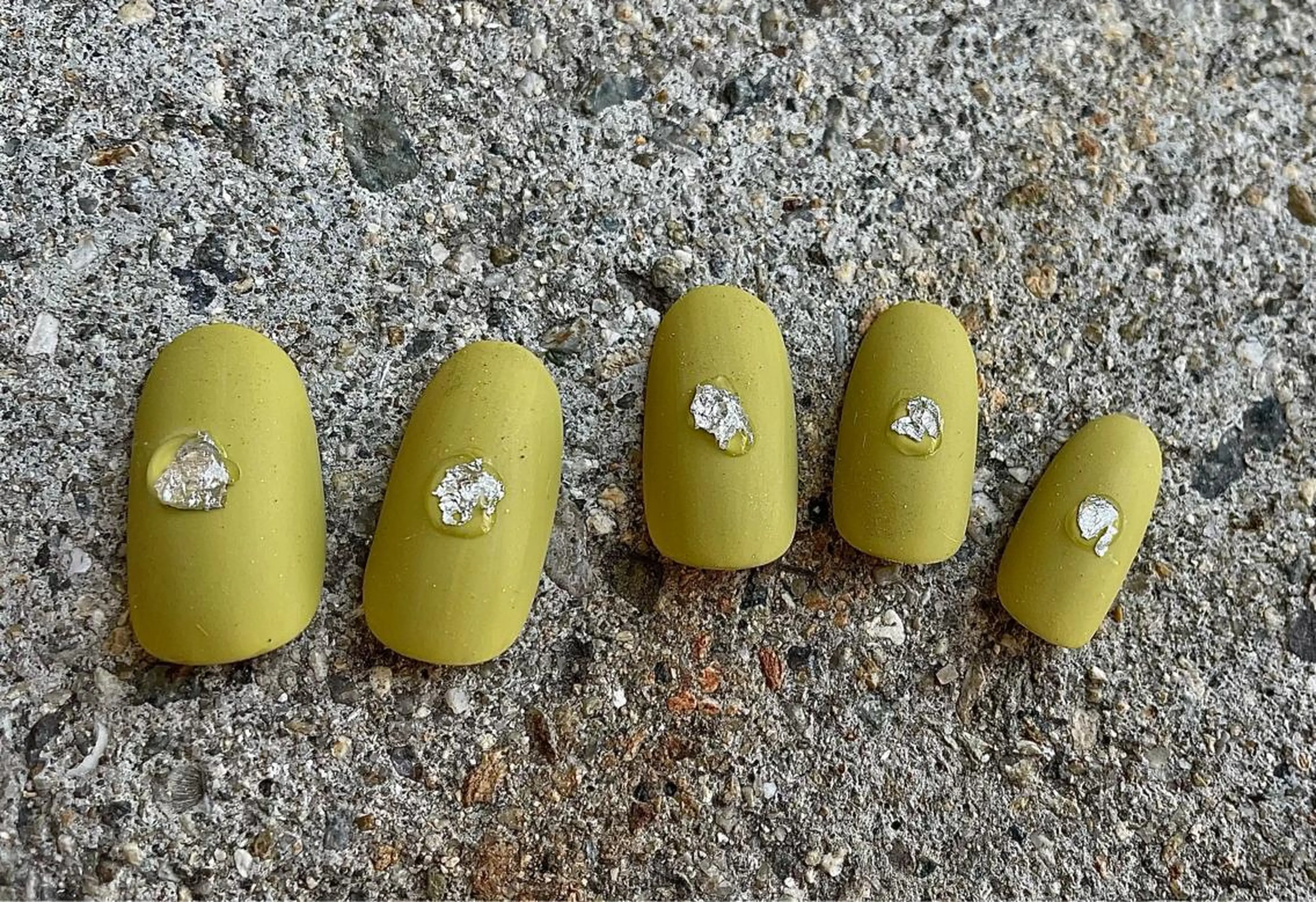 ネイル ~Liebe~ harukaのネイルデザイン