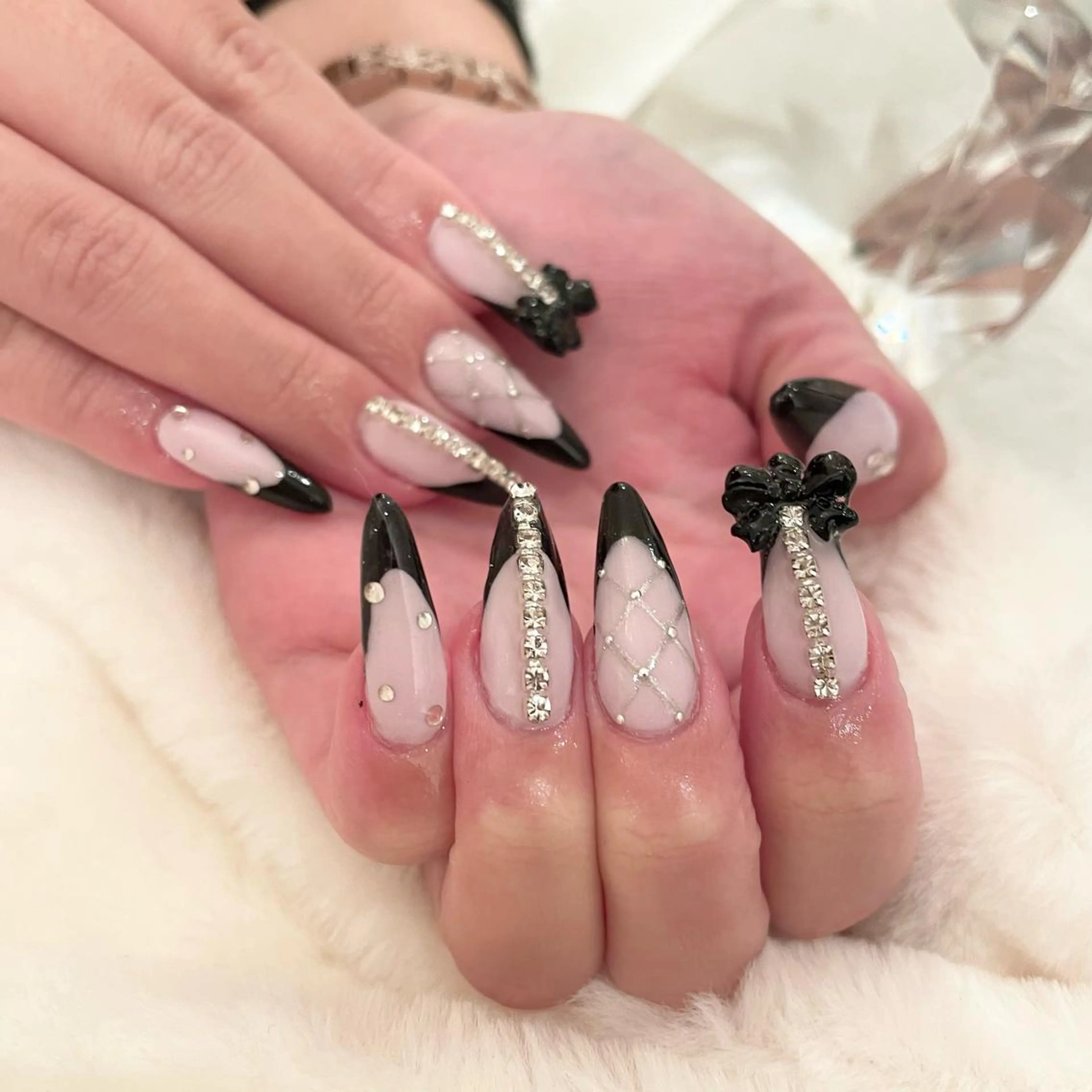 ネイル ドライヘッドスパ 名古屋駅徒歩5分のエステ・リラクイメージ