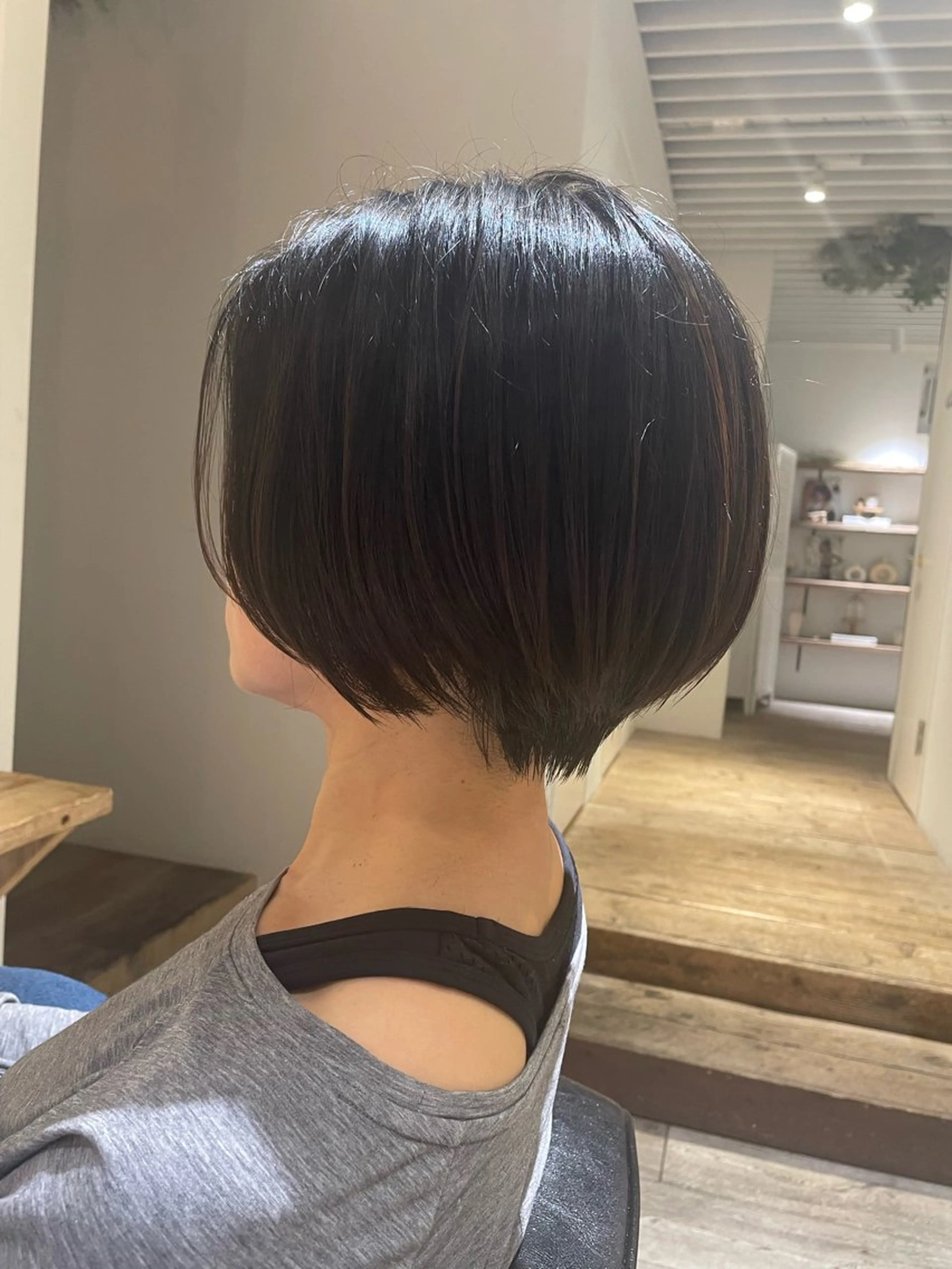 ショート diar湘南台店所属・ふくだももこ 🍑大人ショートのヘアスタイル