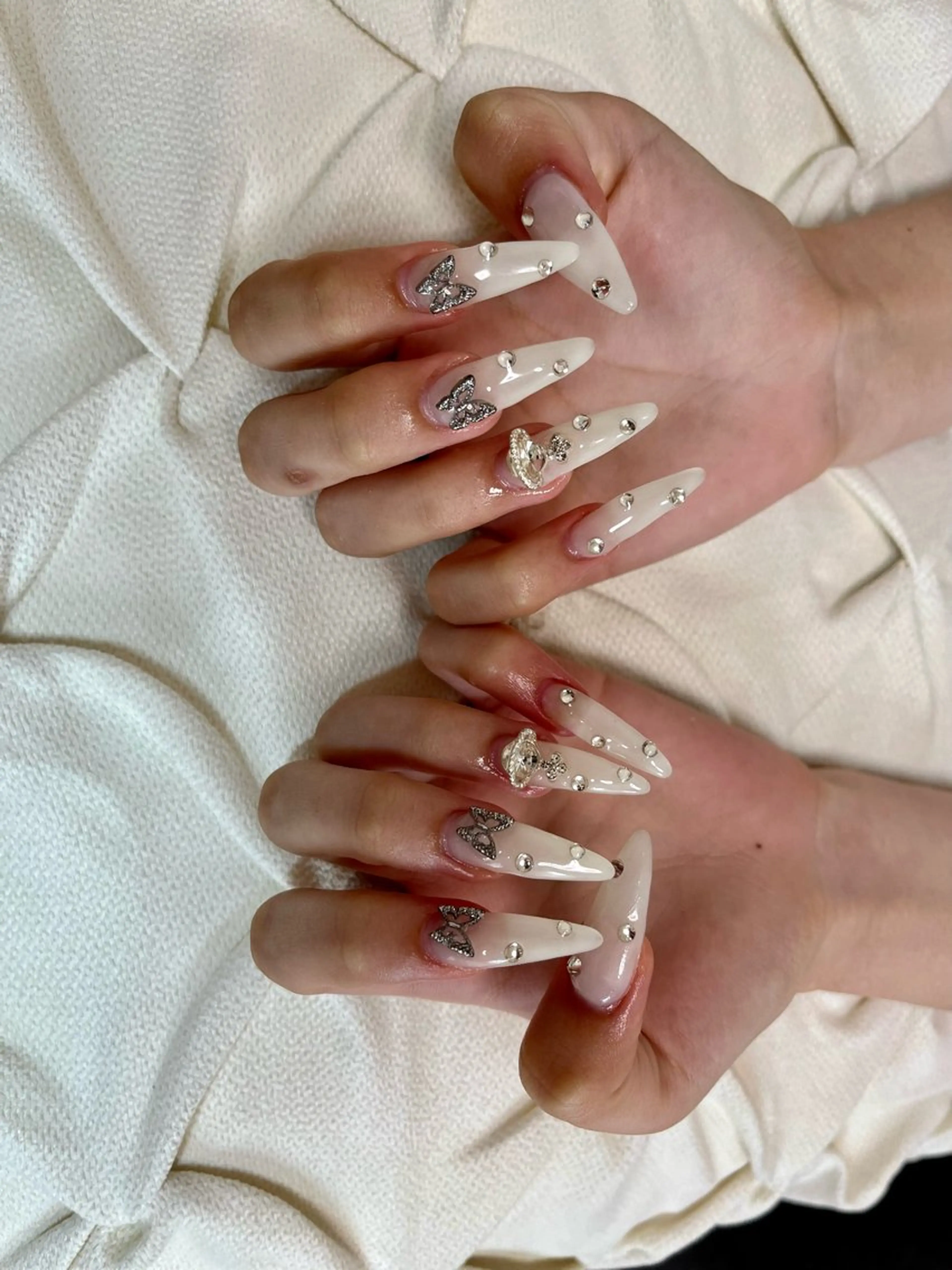 ネイル nail.salon .Reversalのネイルデザイン