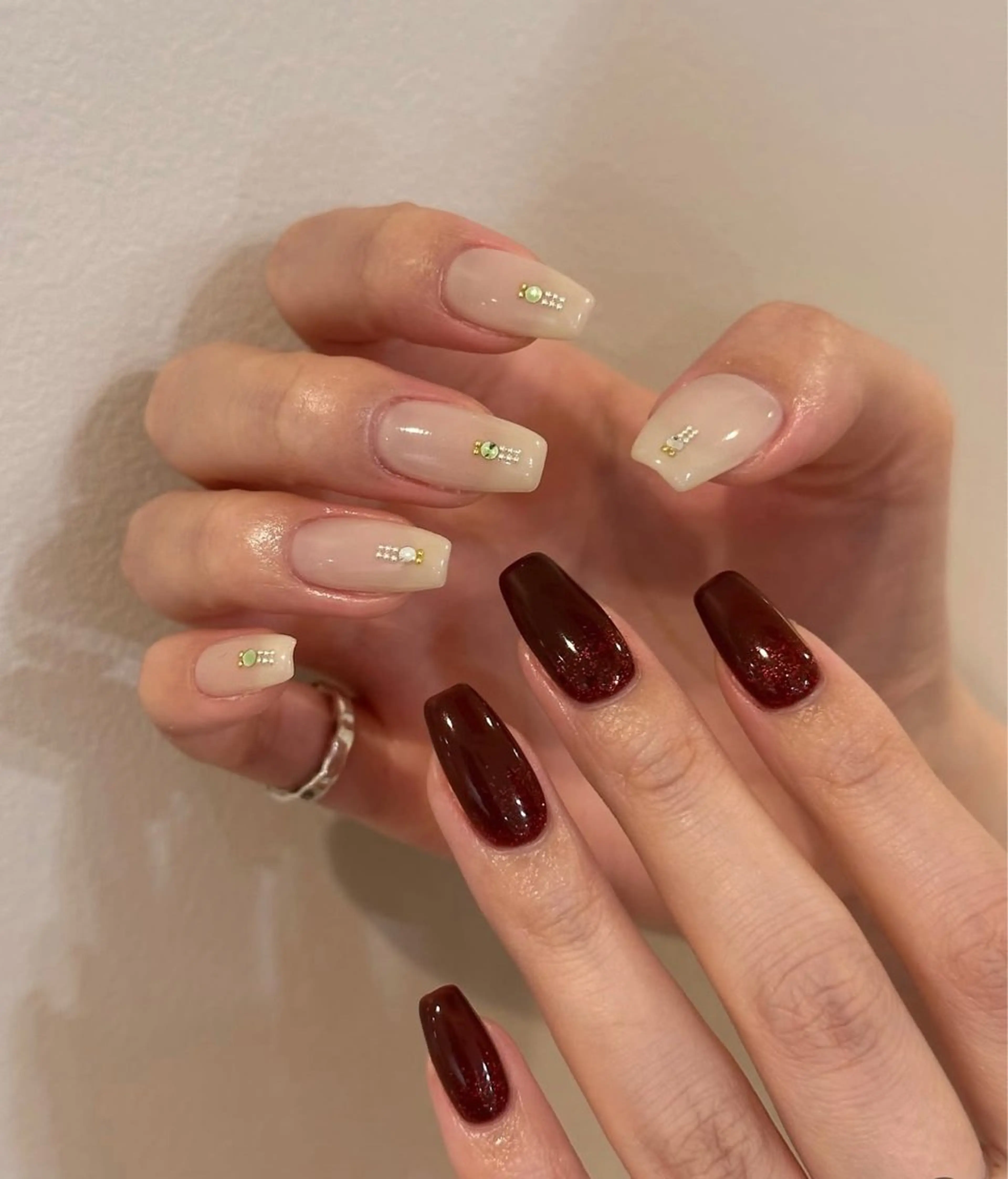 ネイル ハンドネイル NiJi Nailsのネイルデザイン