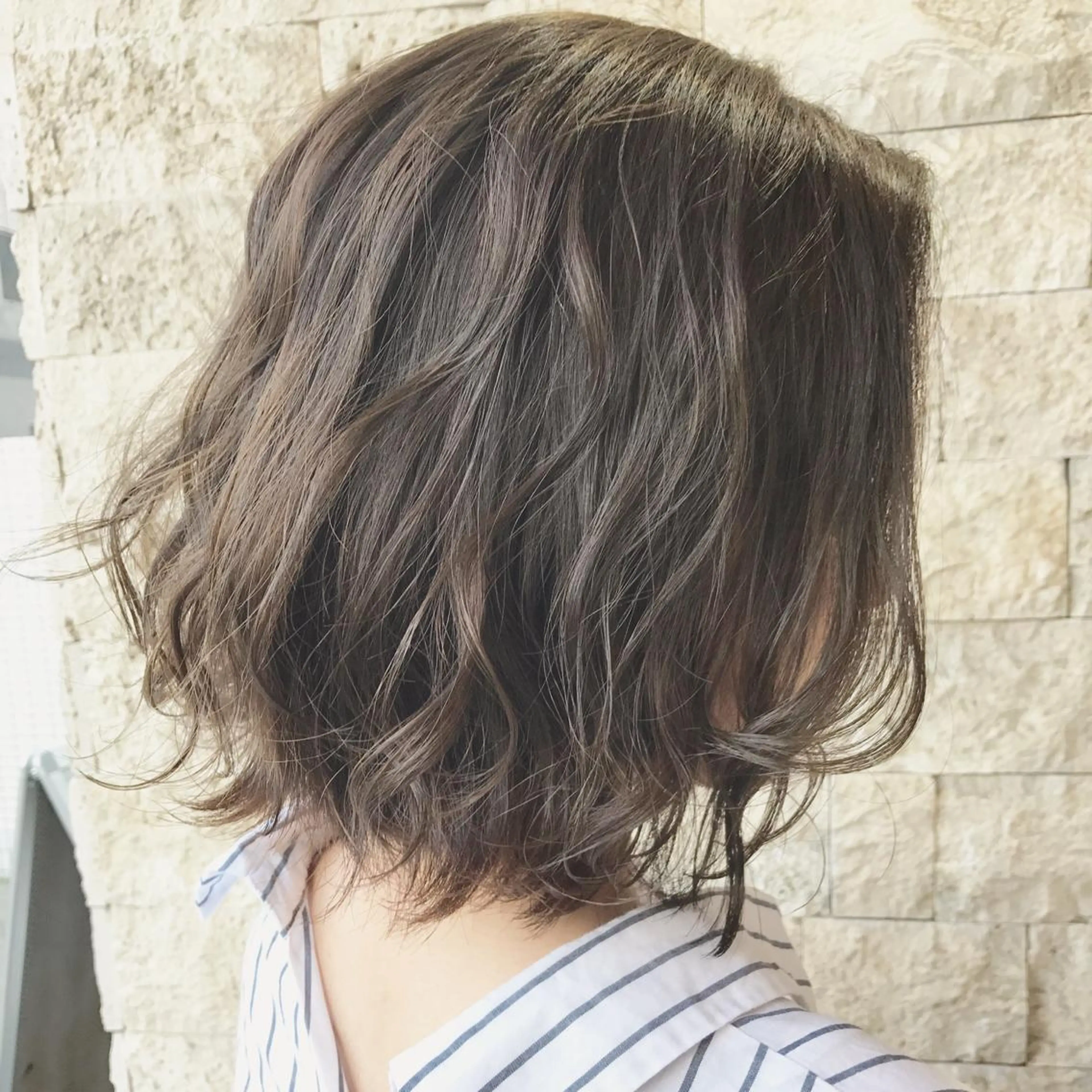 ミディアム カラー パーマ ヘアアレンジ メンズ キッズ ネイル マツエク・マツパ 切りっぱなしボブ アッシュ ベージュカラー ボブ ヘアカラー トリートメント uno pulir所属・トップスタイリスト 永尾拓也のその他イメージ
