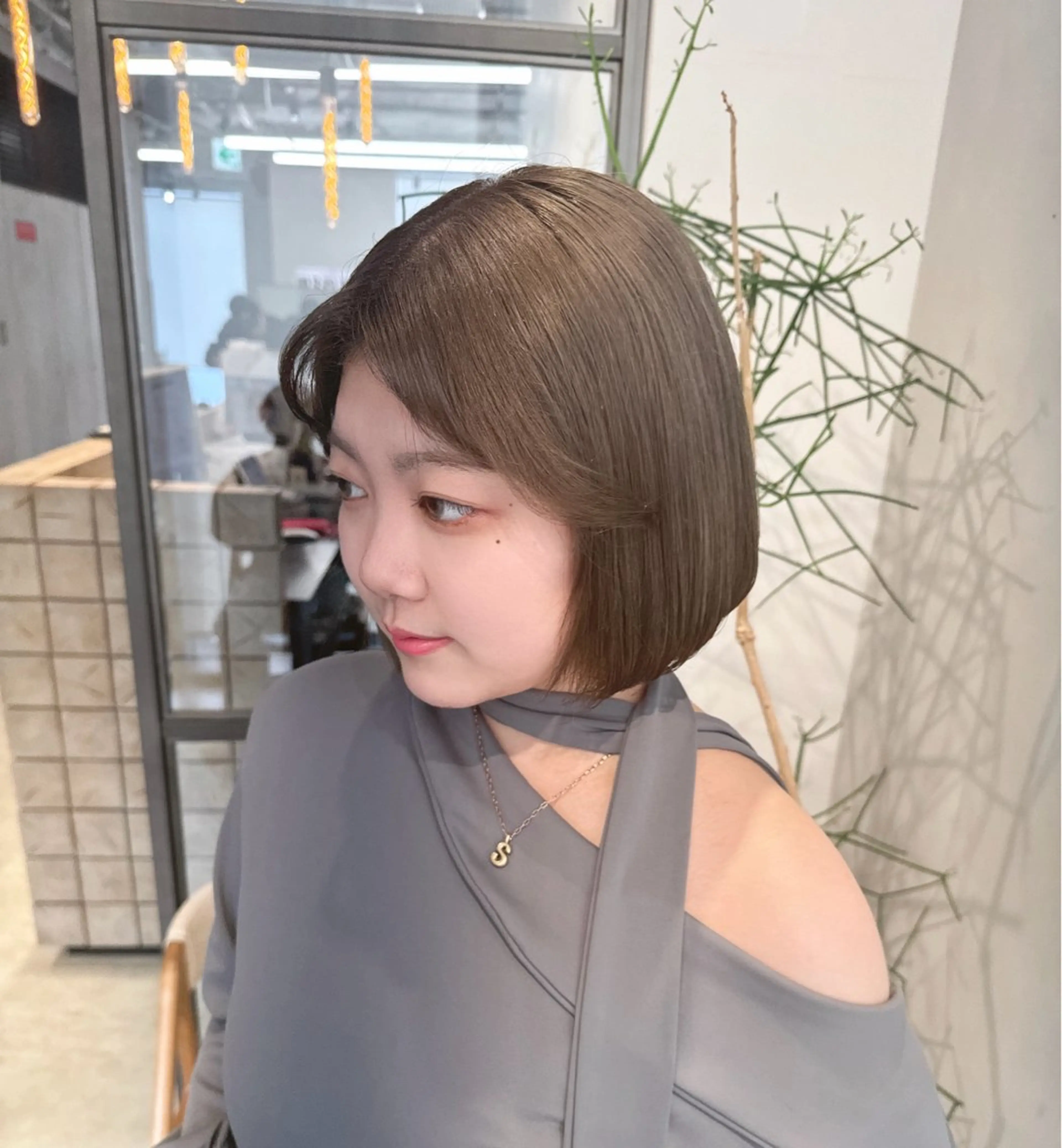 セミロング カラー ボブ 韓国風ヘア カット ヘアカラー トリートメント 透明感カラー✨艶髪 制作🌱山根あゆみのヘアスタイル