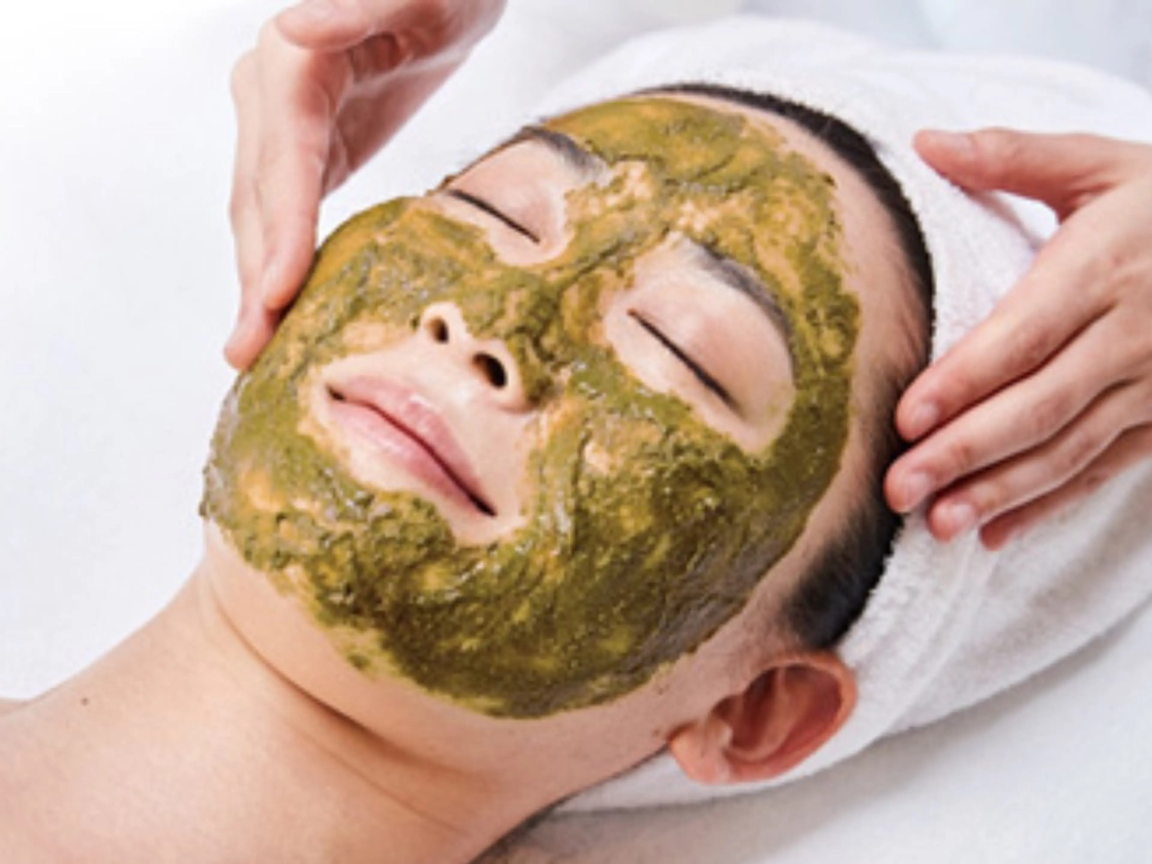 限定5名★【デコボコ跡ニキビ跡＆毛穴洗浄👃】繰り返ニキビに❗️毛穴レス肌に✨ハーブピーリング🌿＆毛穴洗浄マシン👃の写真