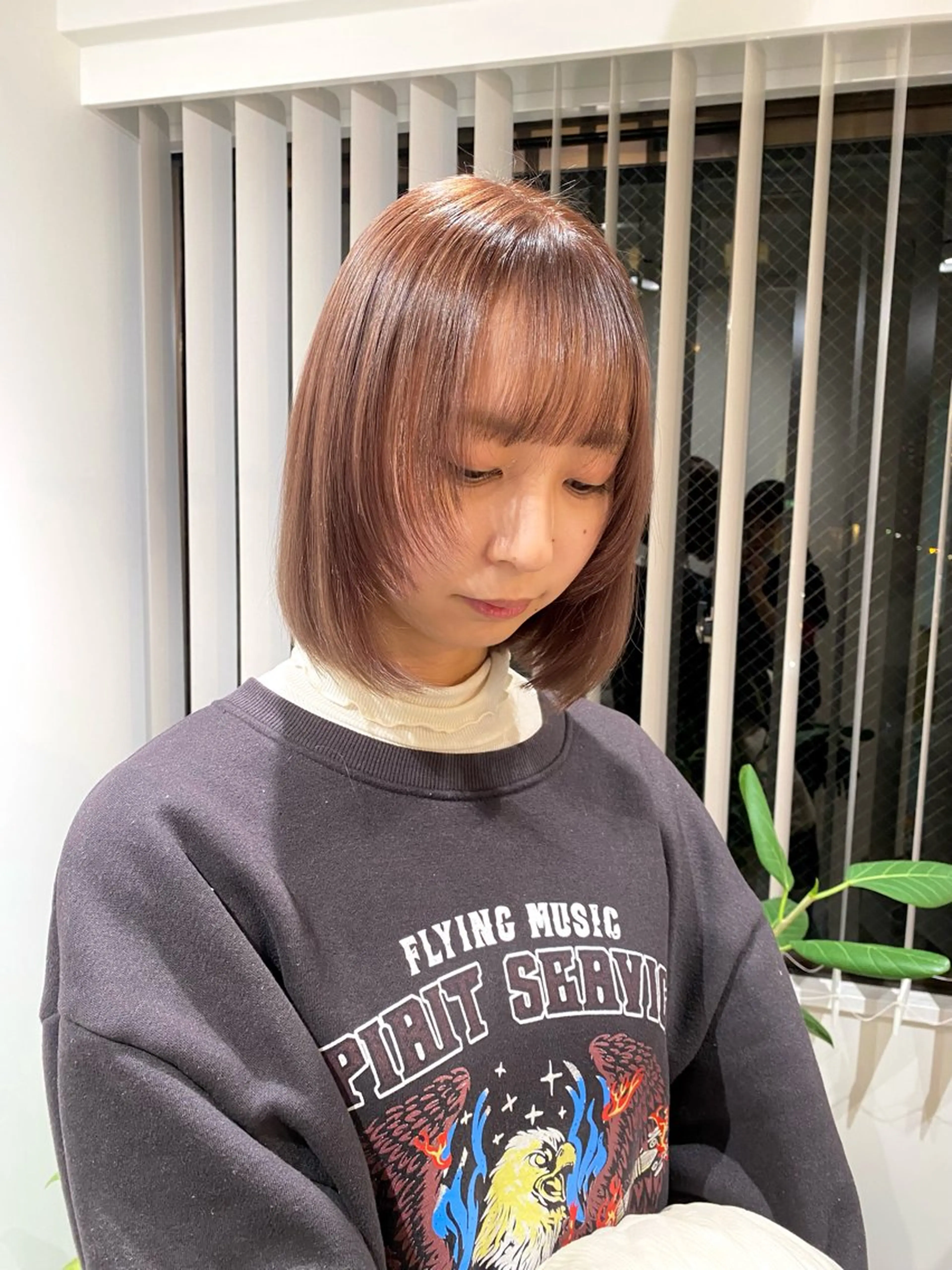 カラー knock所属・knock　國友 華乃のヘアスタイル