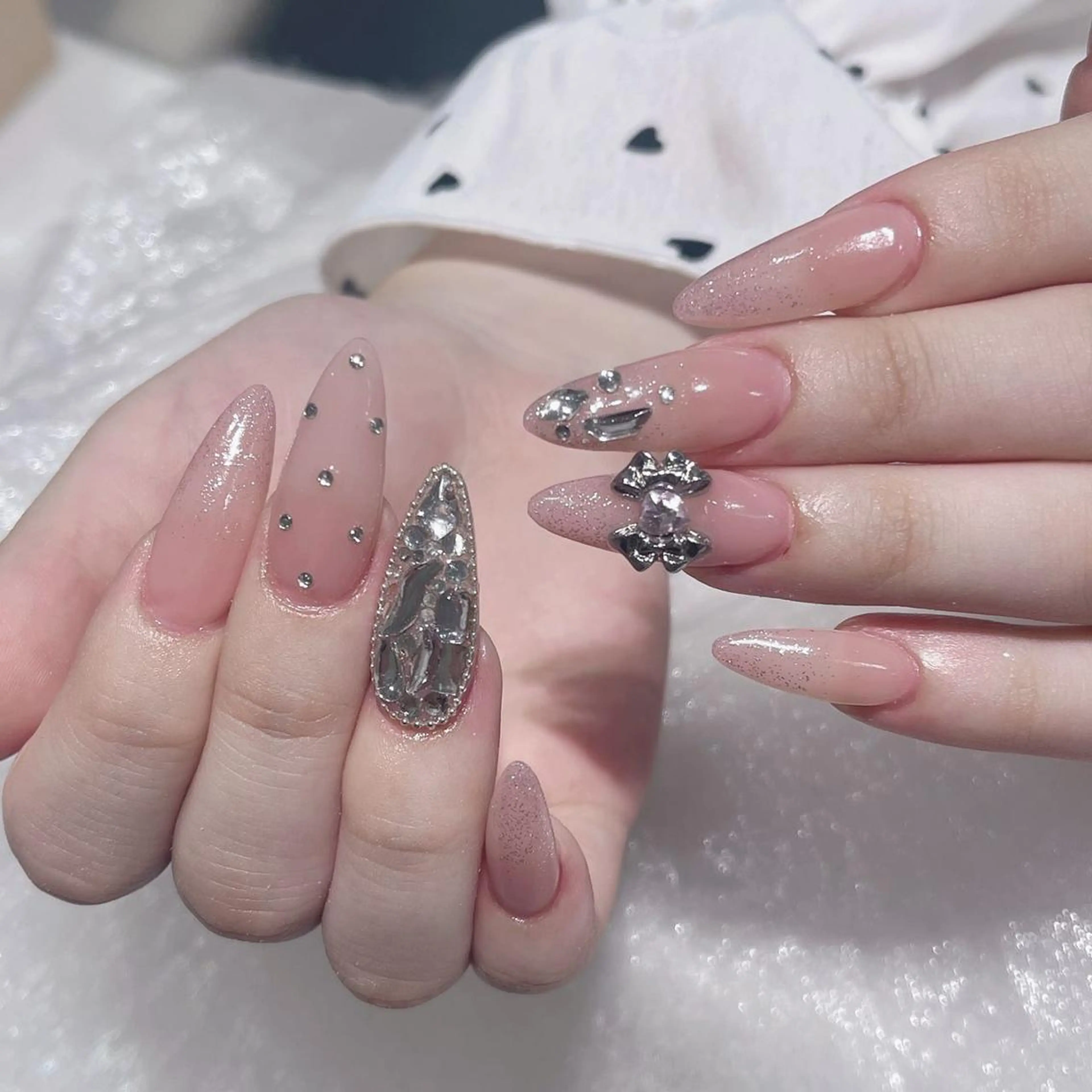 ネイル 長さ出し ネイルチップ Queens マオのネイルデザイン