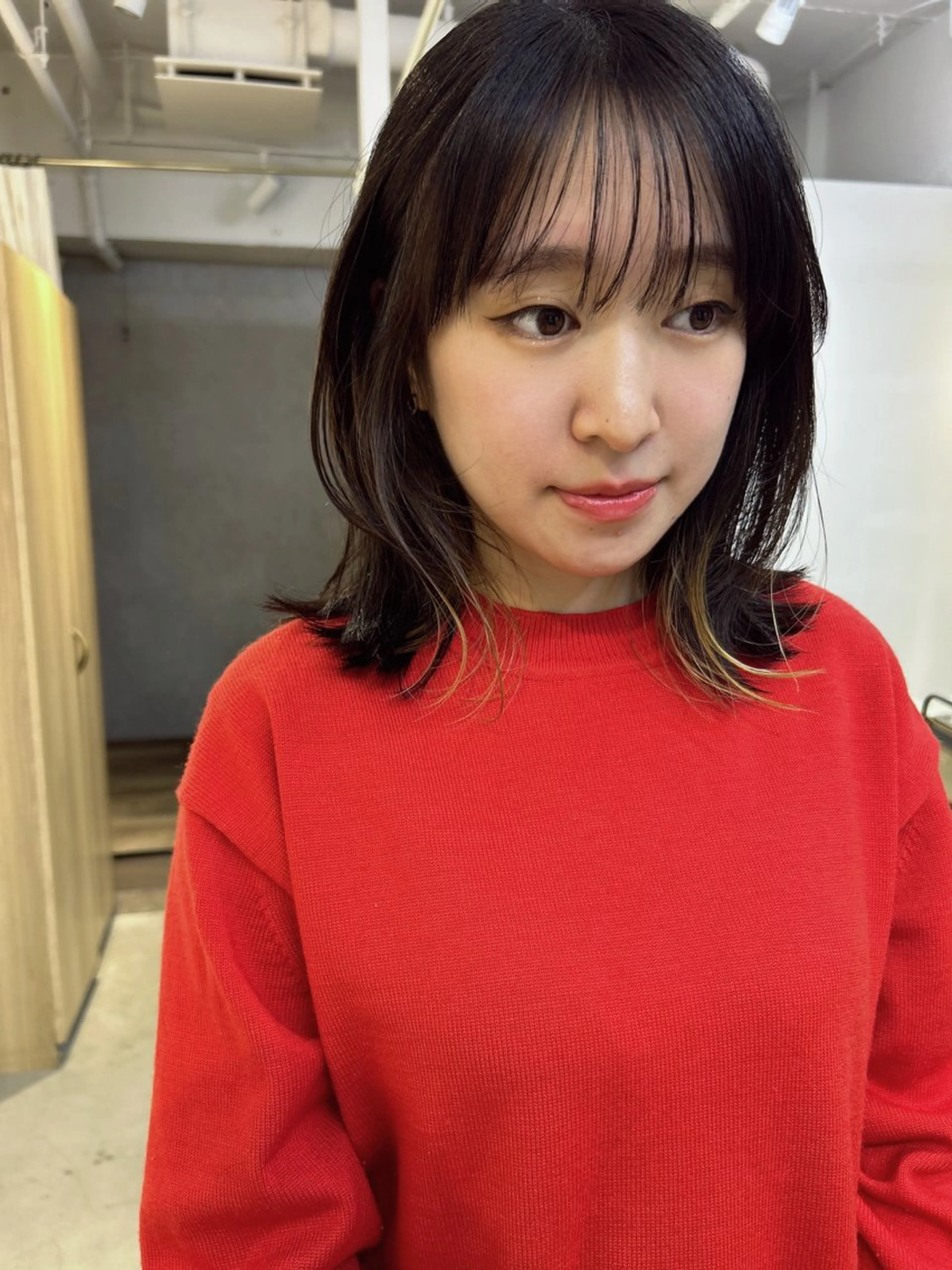 ミディアム Ata.所属・kubo nozomiのヘアスタイル