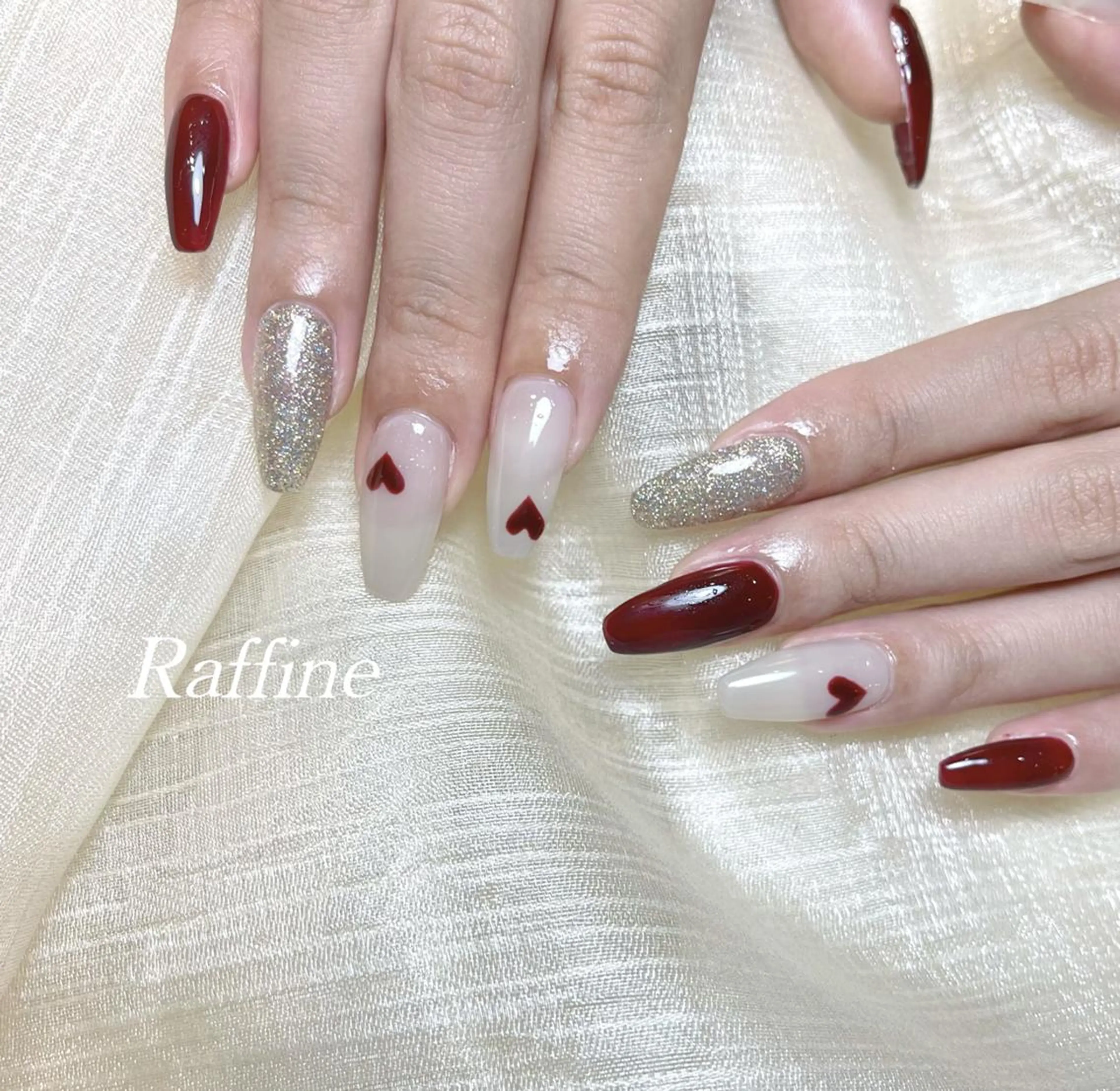 ネイル RAFFINE haru🦋🩵のネイルデザイン