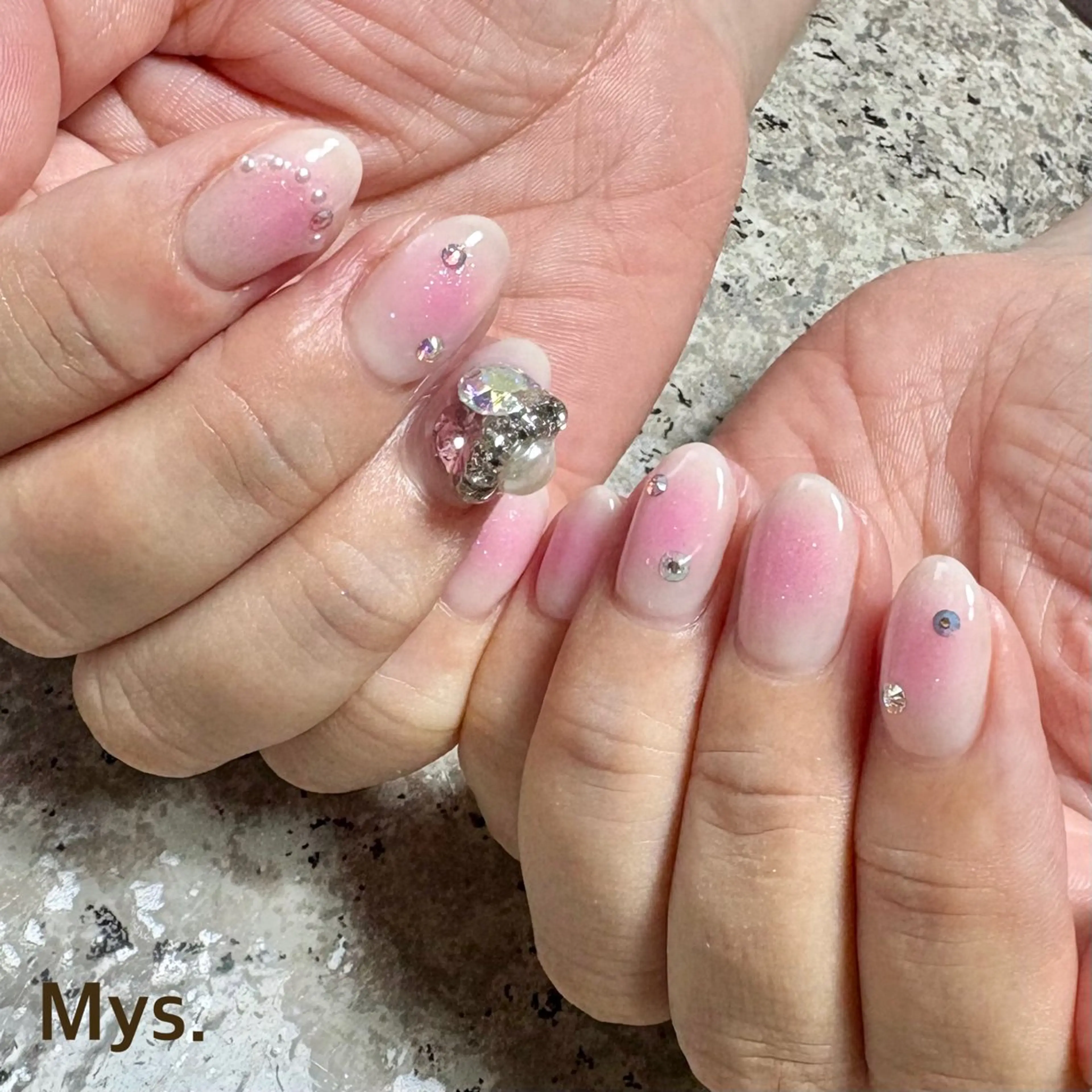 ネイル ハンドネイル Mys. 三上紗紀のネイルデザイン