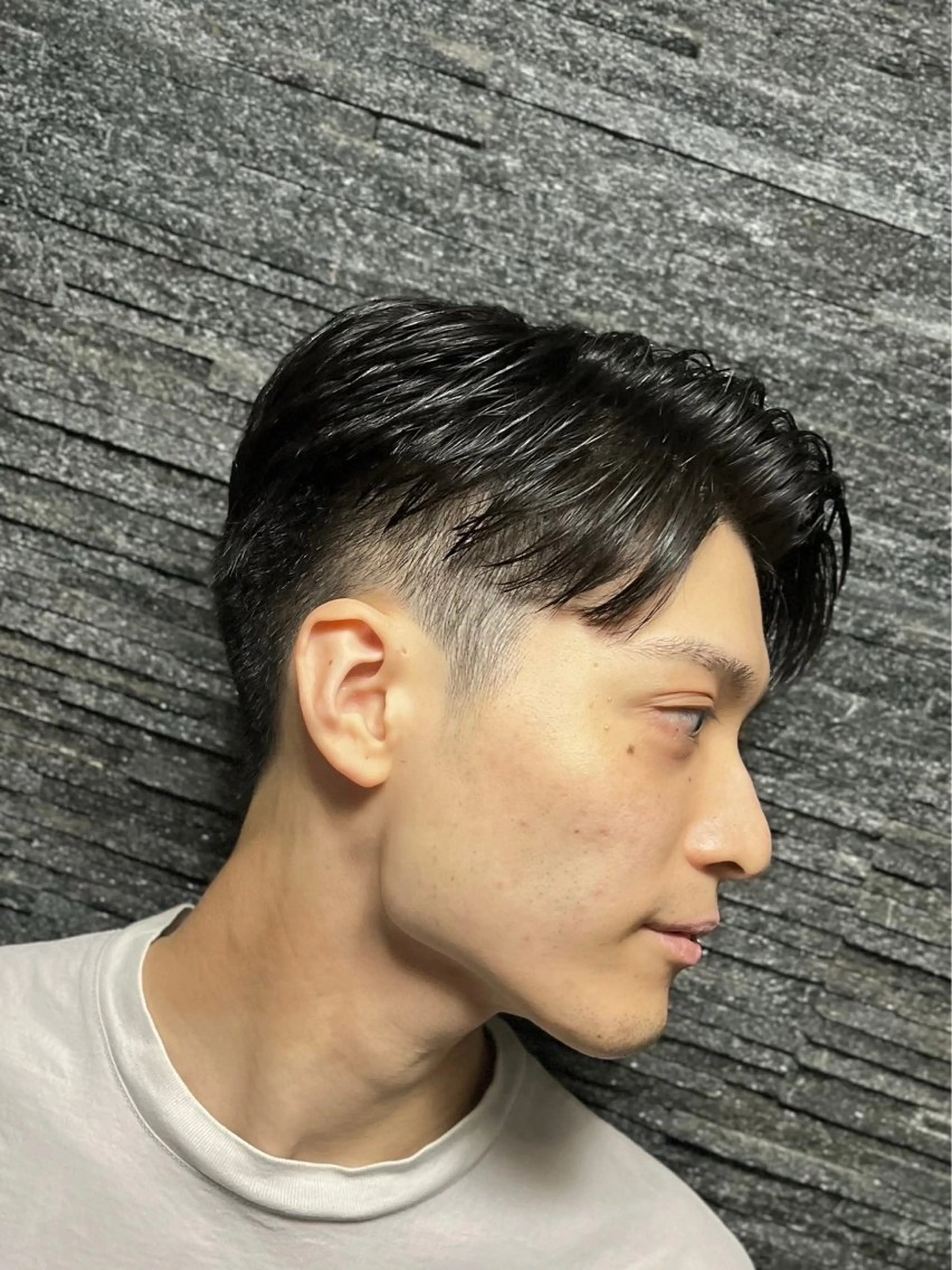 ミディアム まえひら じおんのヘアスタイル