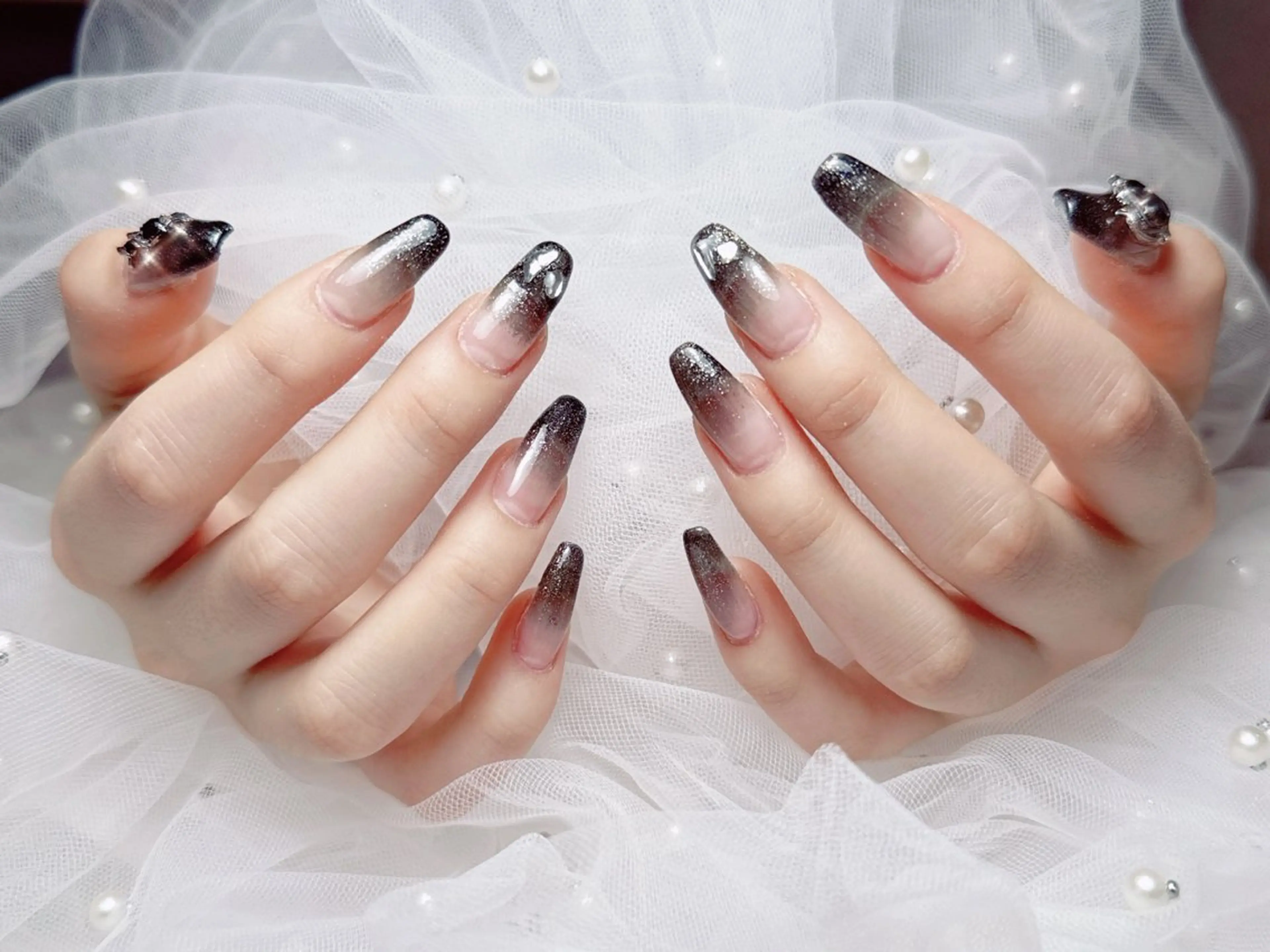 ネイル フレンチネイル ジェルネイル ハート 韓国ネイル マグネットネイル ハンドネイル ネイルサロン lotusのネイルデザイン