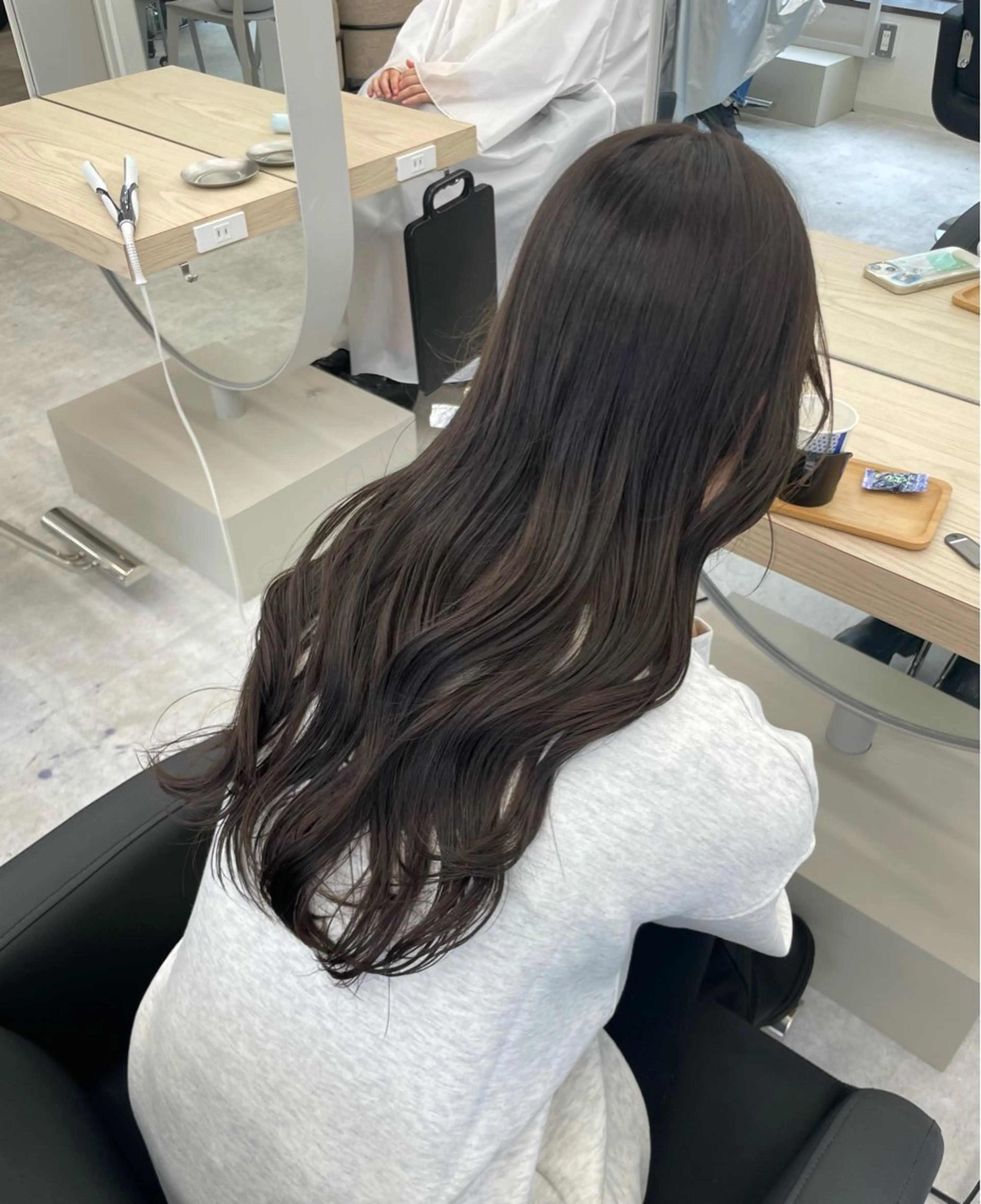 ロング ヘアカラー 抜け感style💎 𝑹𝑼𝑵𝑨のヘアスタイル