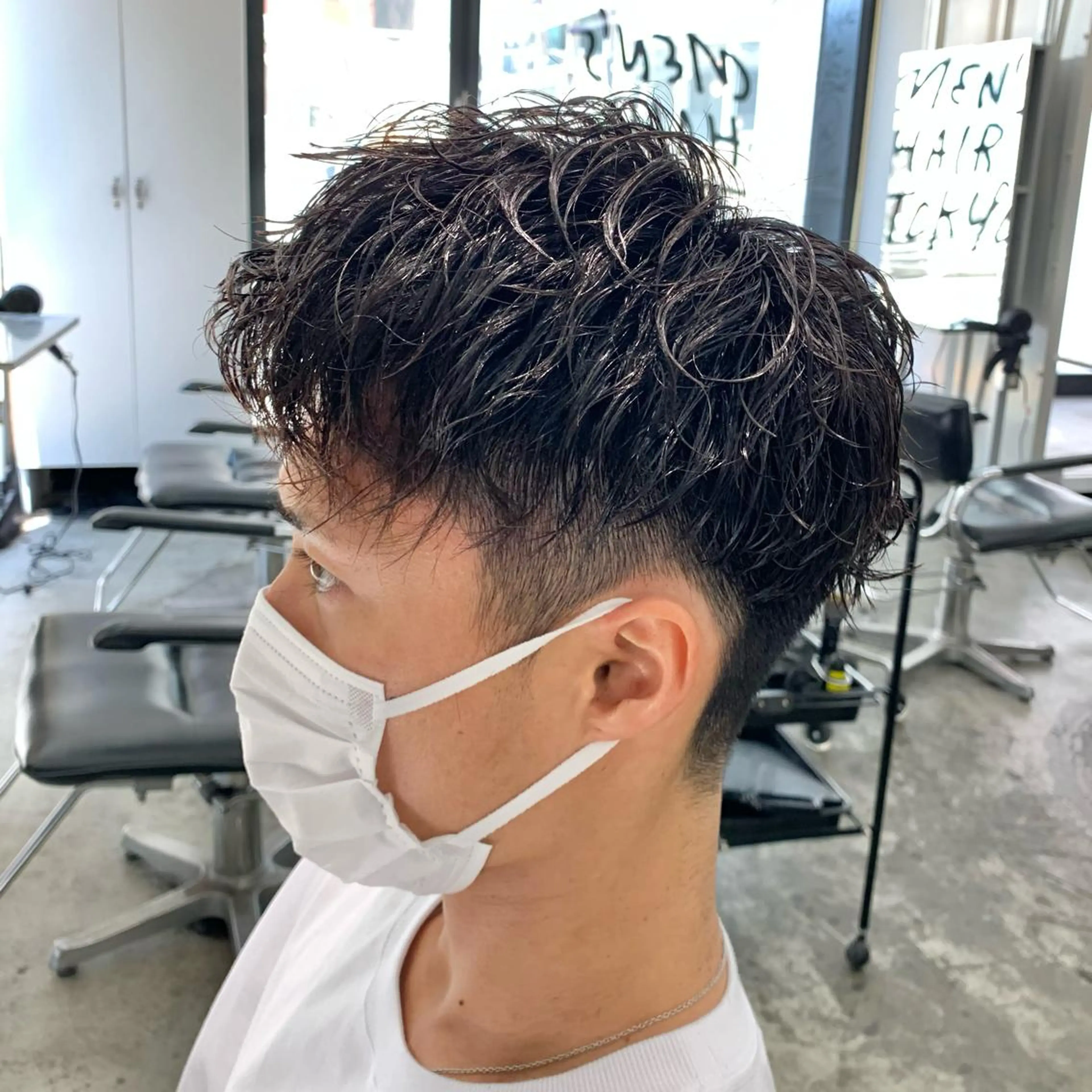 ショート パーマ メンズ メンズパーマ メンズツイストパーマ ツイストパーマ カット パーマ メンズ特化美容師/ 藤戸 椋のヘアスタイル