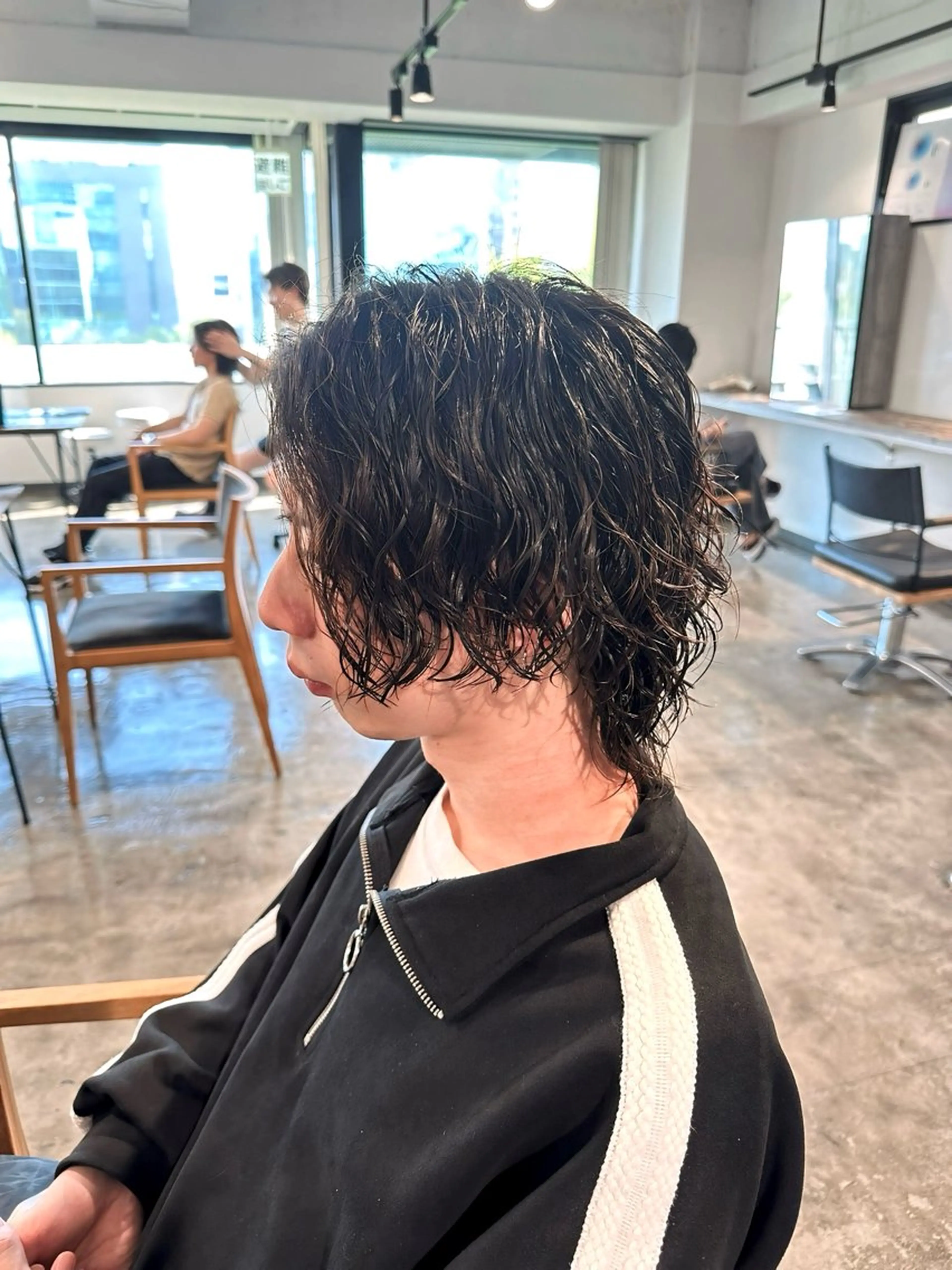 パーマ メンズ メンズパーマ ツイストスパイラルパーマ メンズウルフカット ウルフカット スパイラルパーマ カット パーマ トリートメント 骨格補正施術/メンズ 専門美容師/YUYAのヘアスタイル