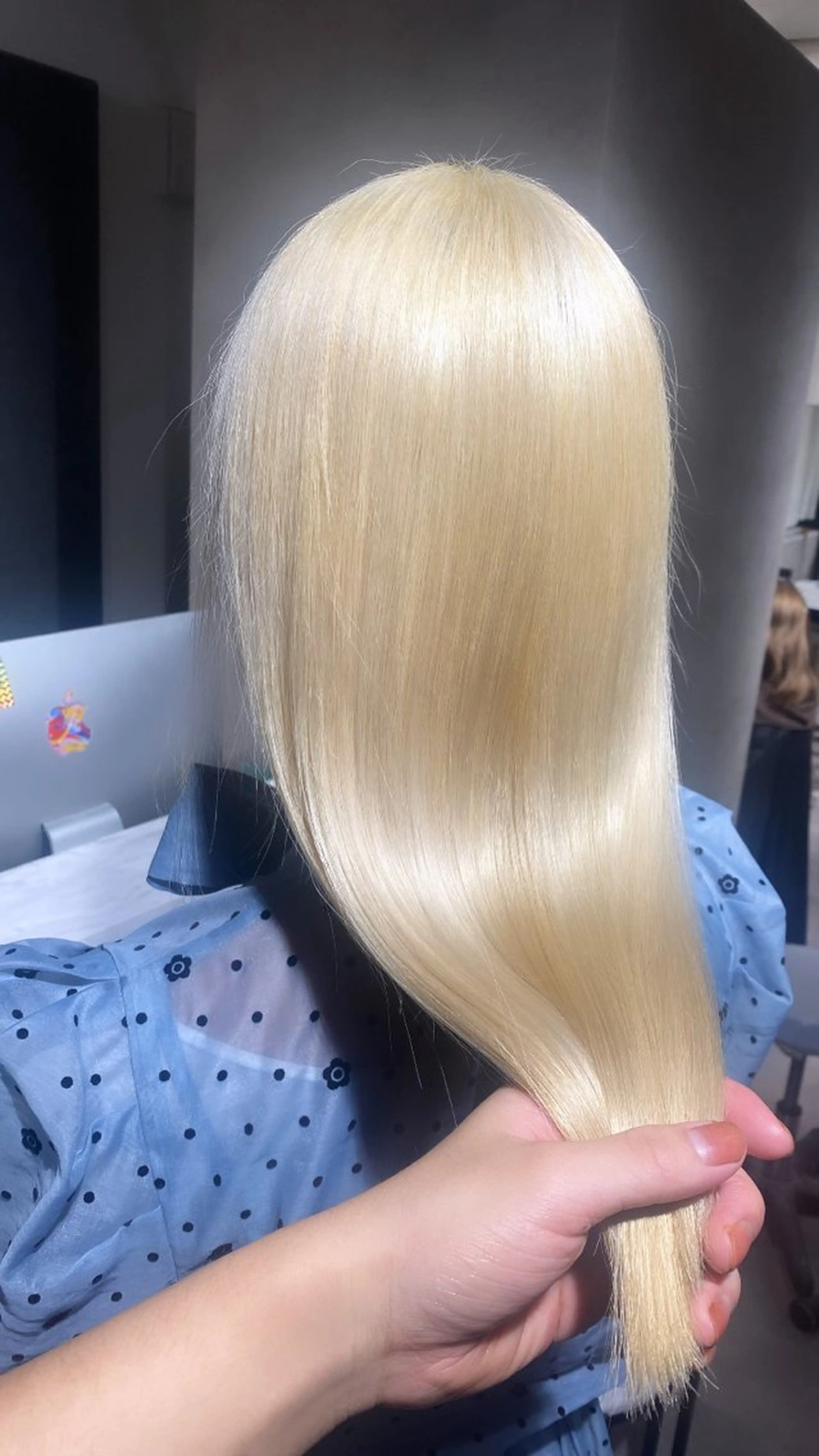 カラー ヘアカラー ヘアセット Seleneコウキ ブリーチ/ハイトーンのヘアスタイル