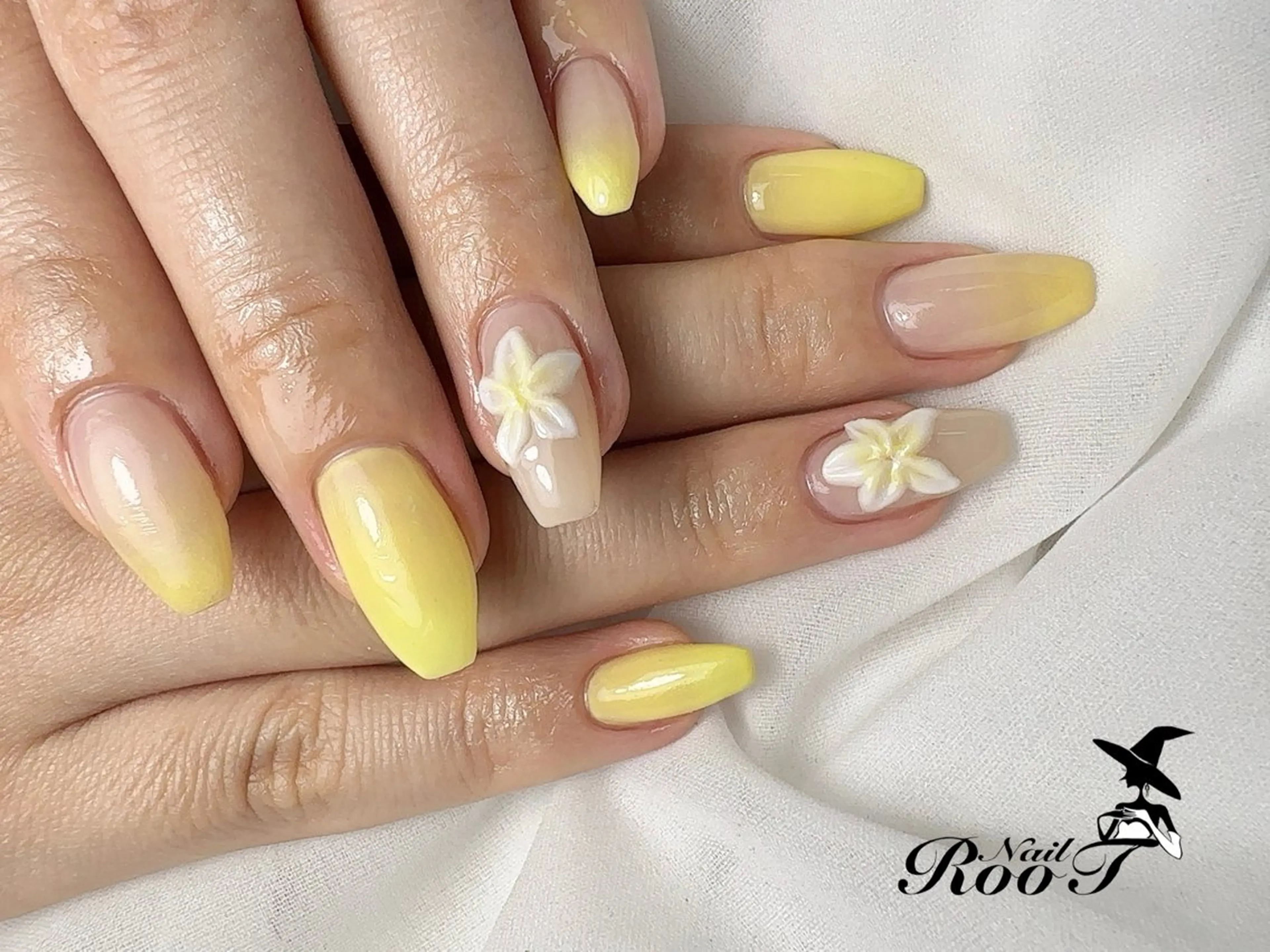 ネイル ハンドネイル RooT Nailのネイルデザイン