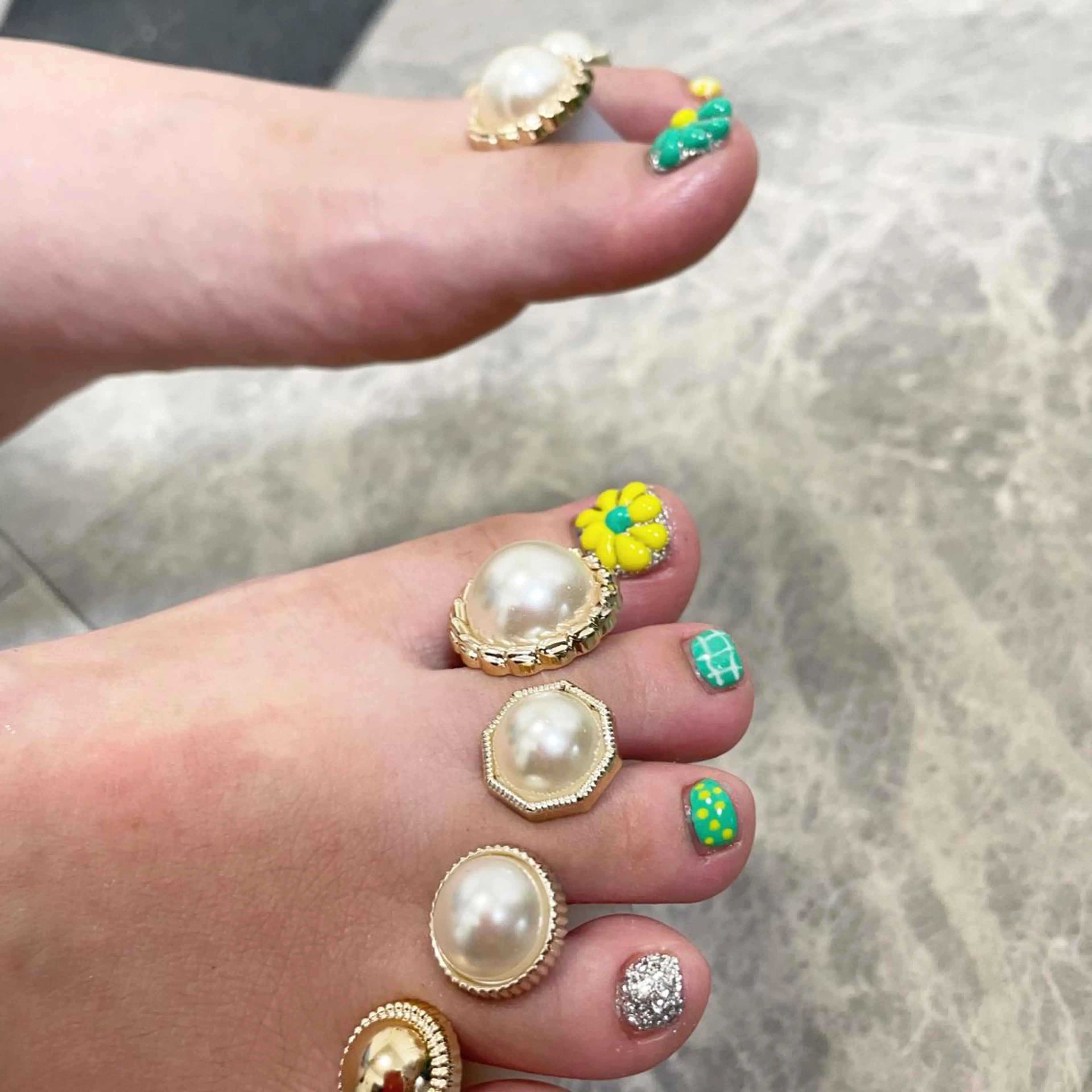 ネイル nail.gorin所属・吉村 優子のネイルデザイン
