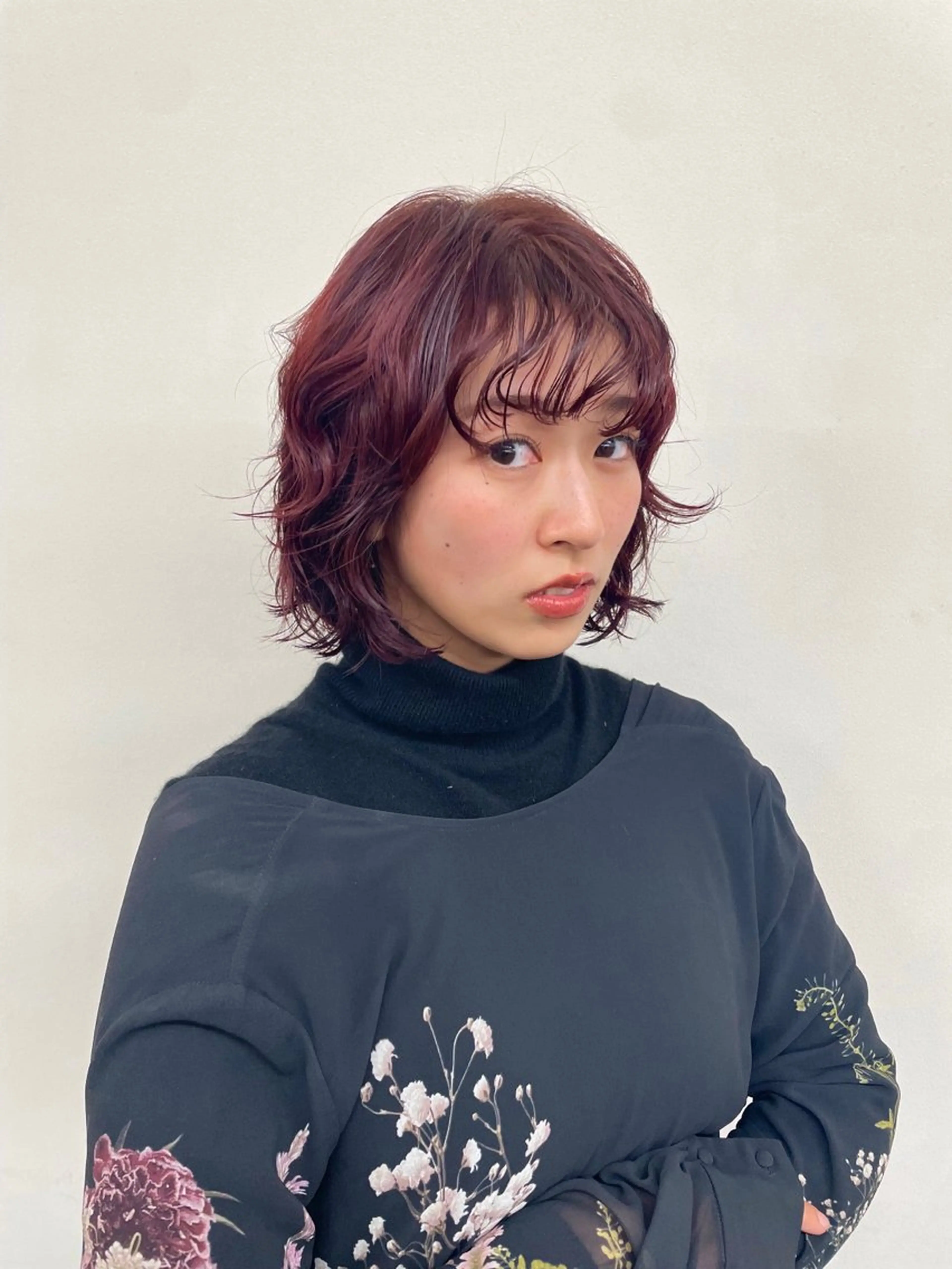 カラー 暖色・透明感カラー /唯菜 ユイナのヘアスタイル