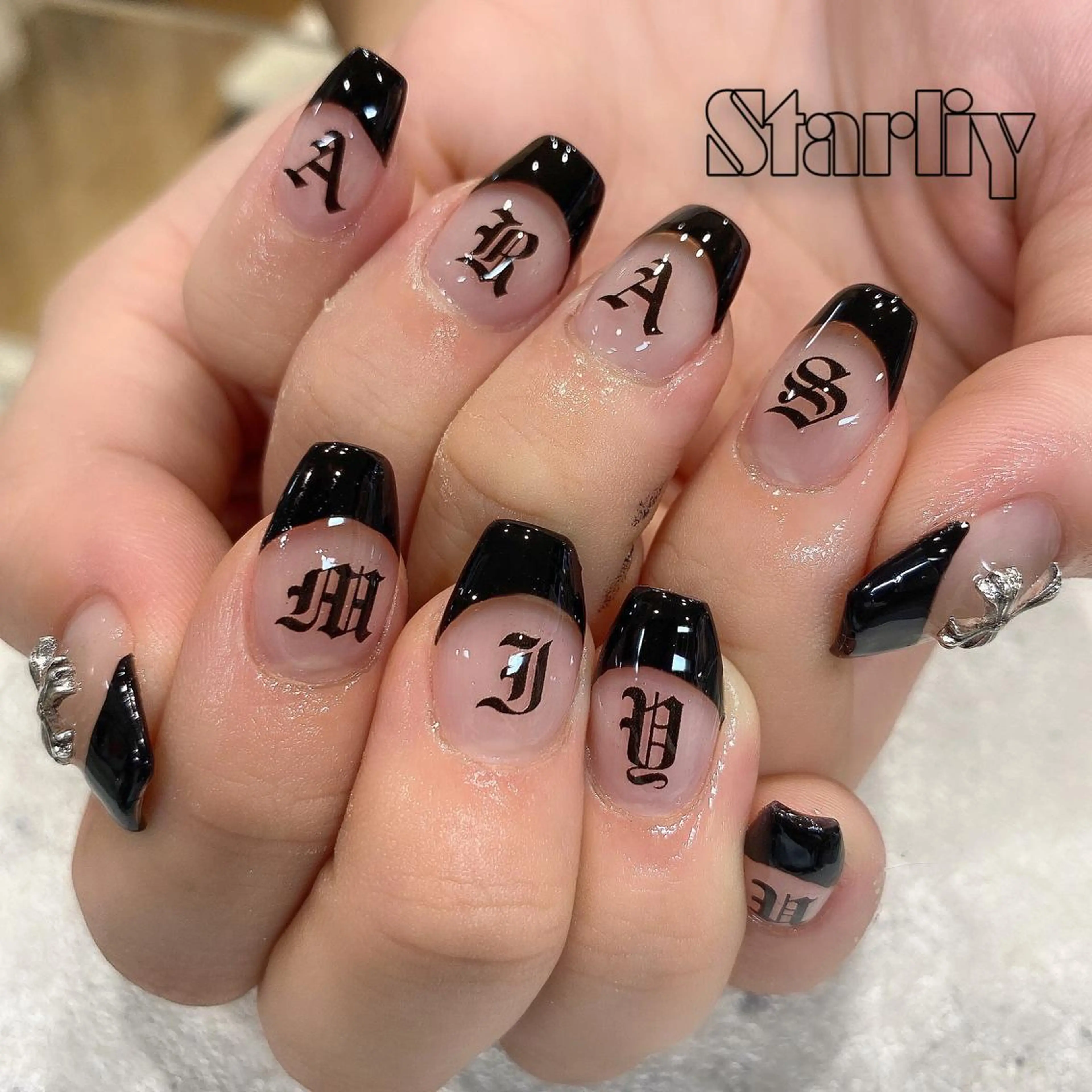 ネイル Starliy所属・~Starliy~ 三重県津市のネイルデザイン