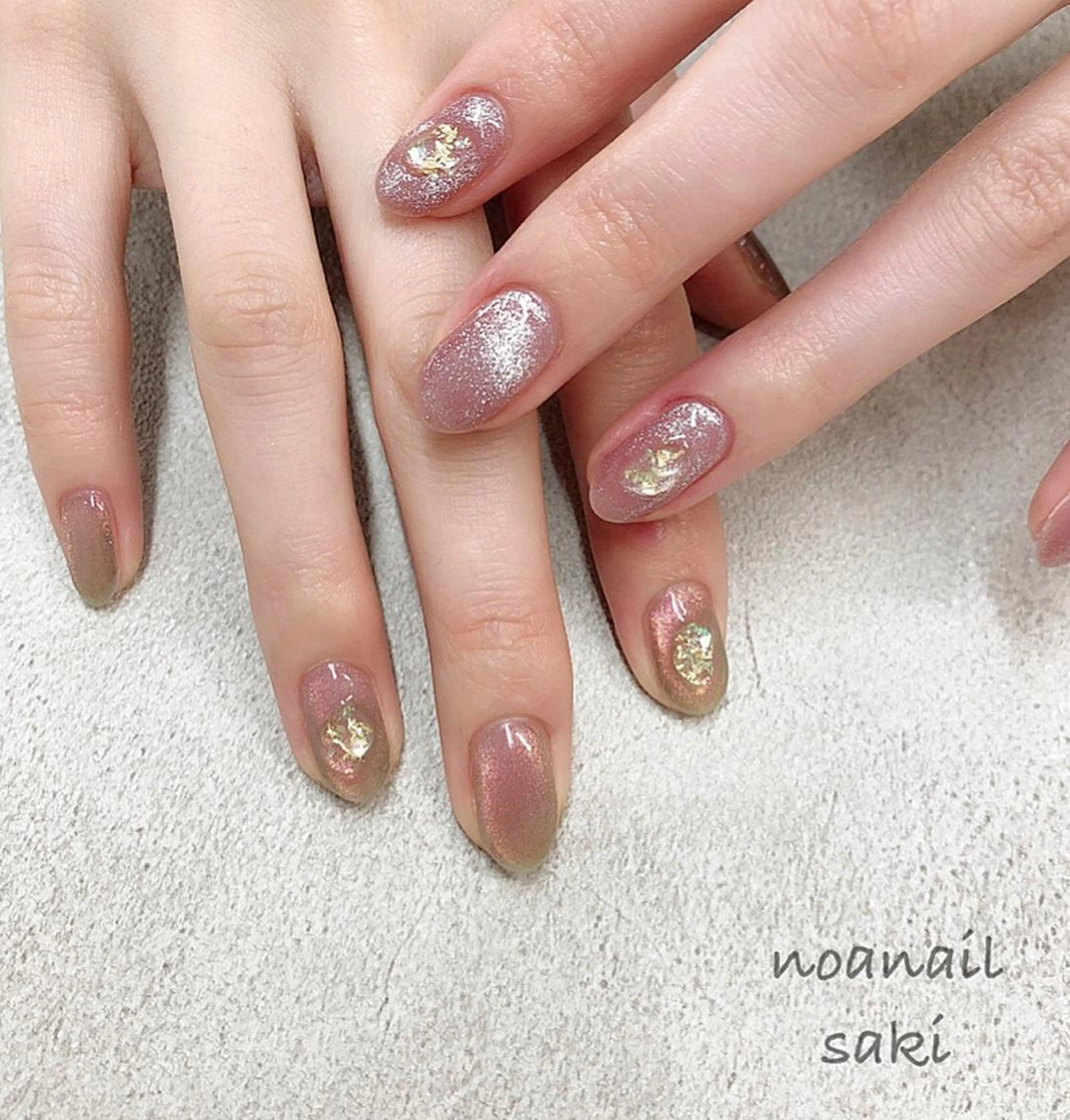 ネイル アートネイル ジェルネイル ミラーネイル ニュアンスネイル パラジェル nailsalon noa所属・nailist sakiのネイルデザイン