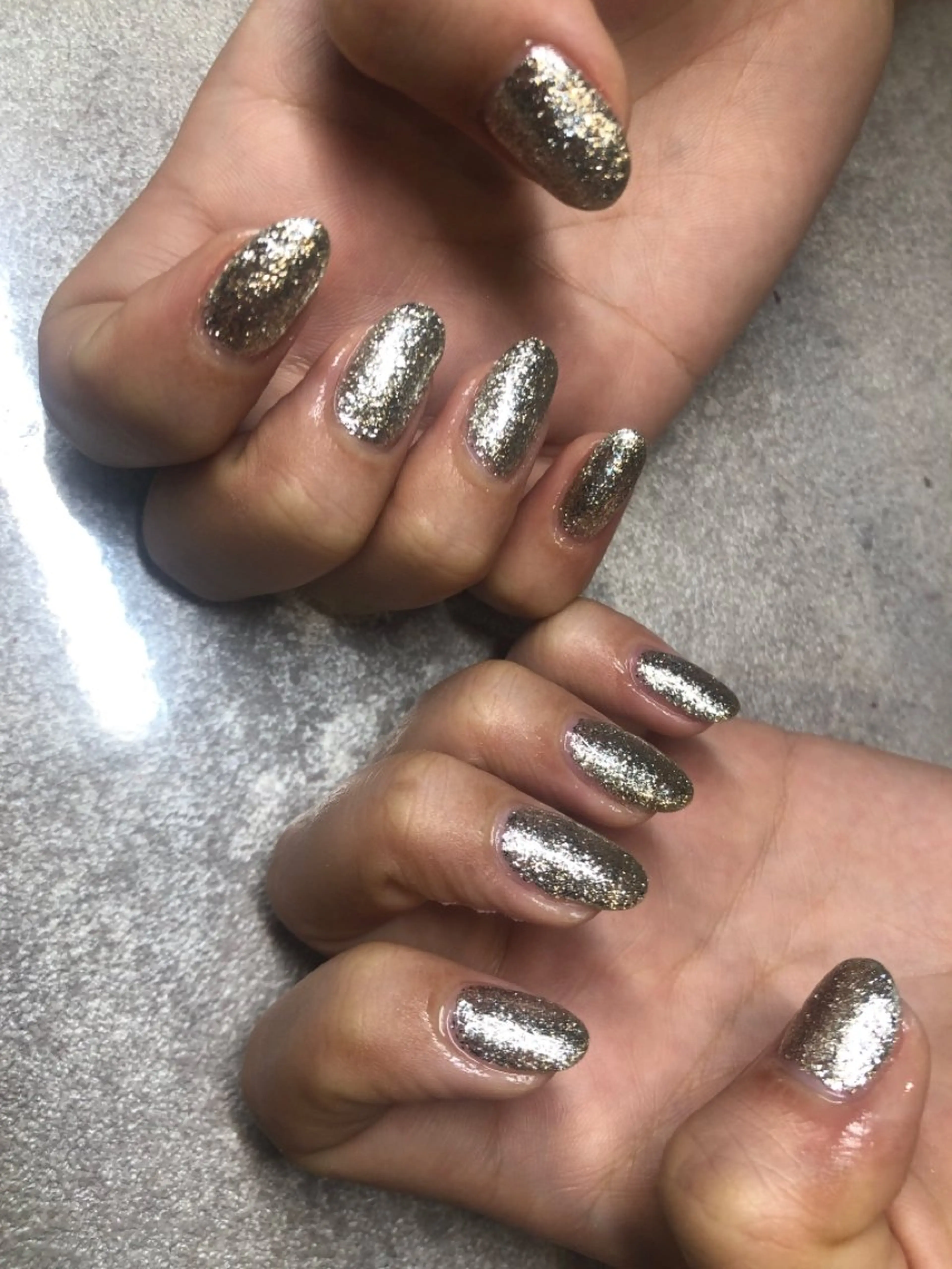 ネイル ラメ(グリッター) シルバー MANAMI W【今福鶴見店】のネイルデザイン