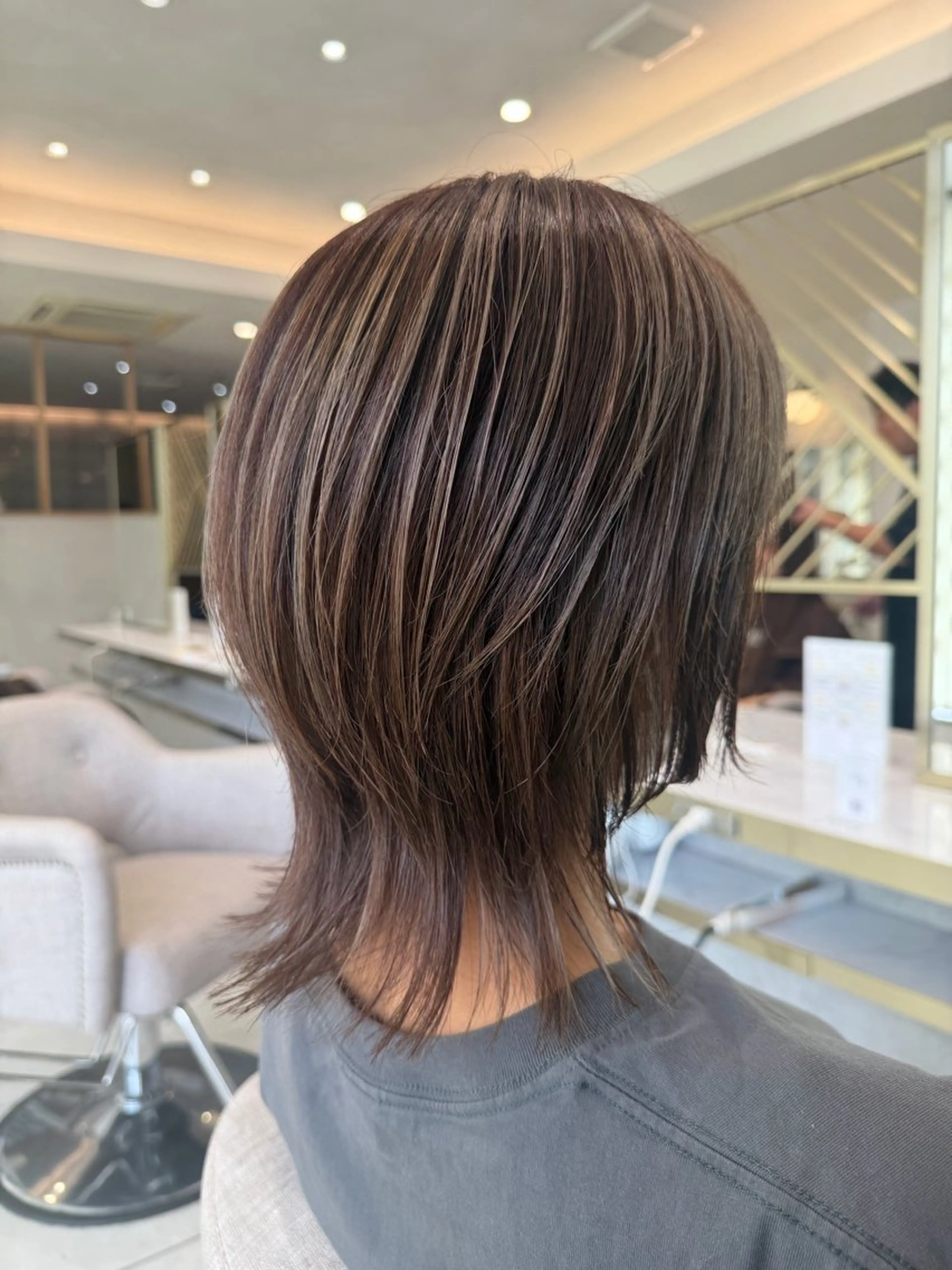 ミディアム カラー ハイライトカラー ハイライト レイヤーカット ウルフカット ヘアカラー 渡辺　亮/ 白髪ぼかし/髪質改善のヘアスタイル