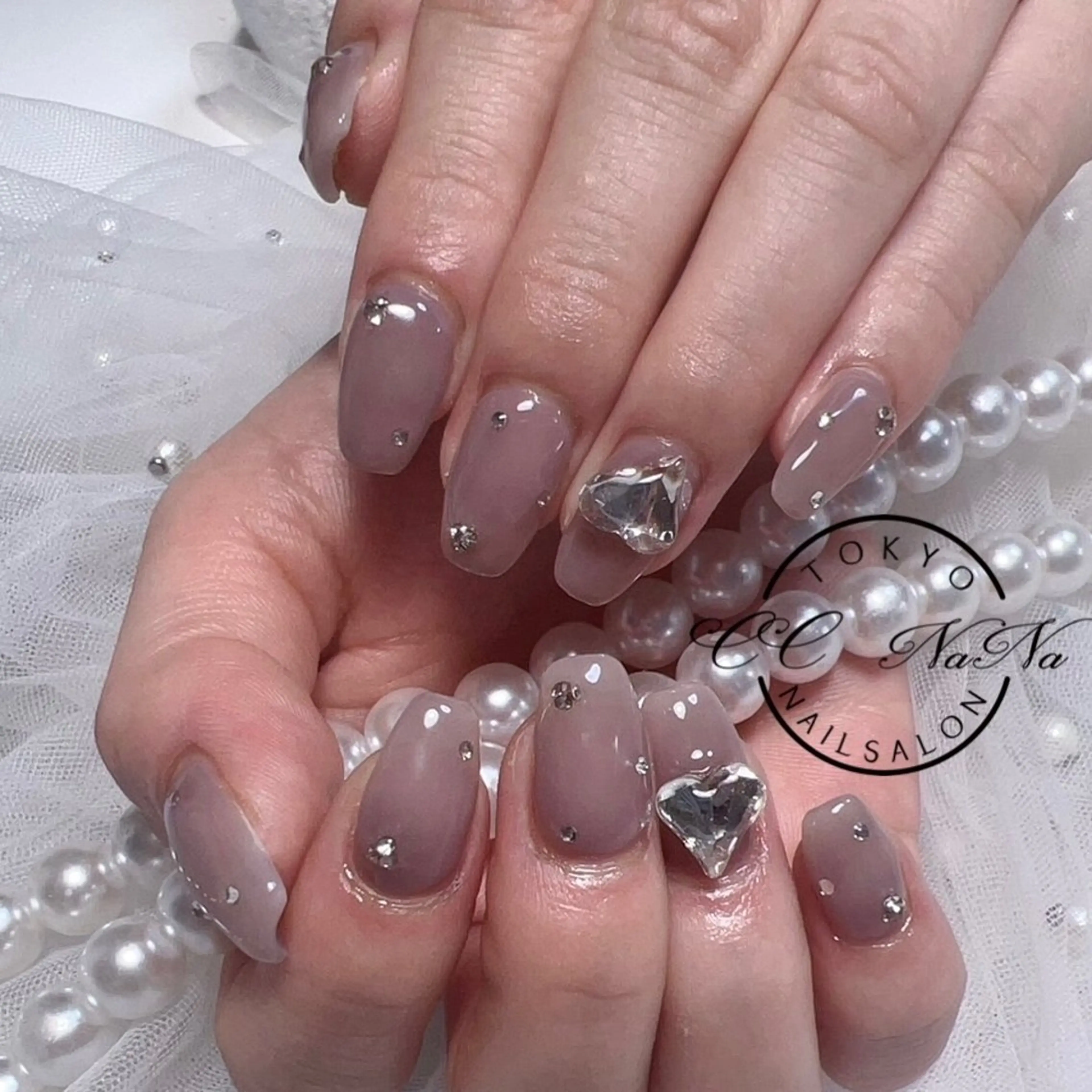 ネイル ハンドネイル CC  NaNa ワンホンネイル🌙Nのネイルデザイン