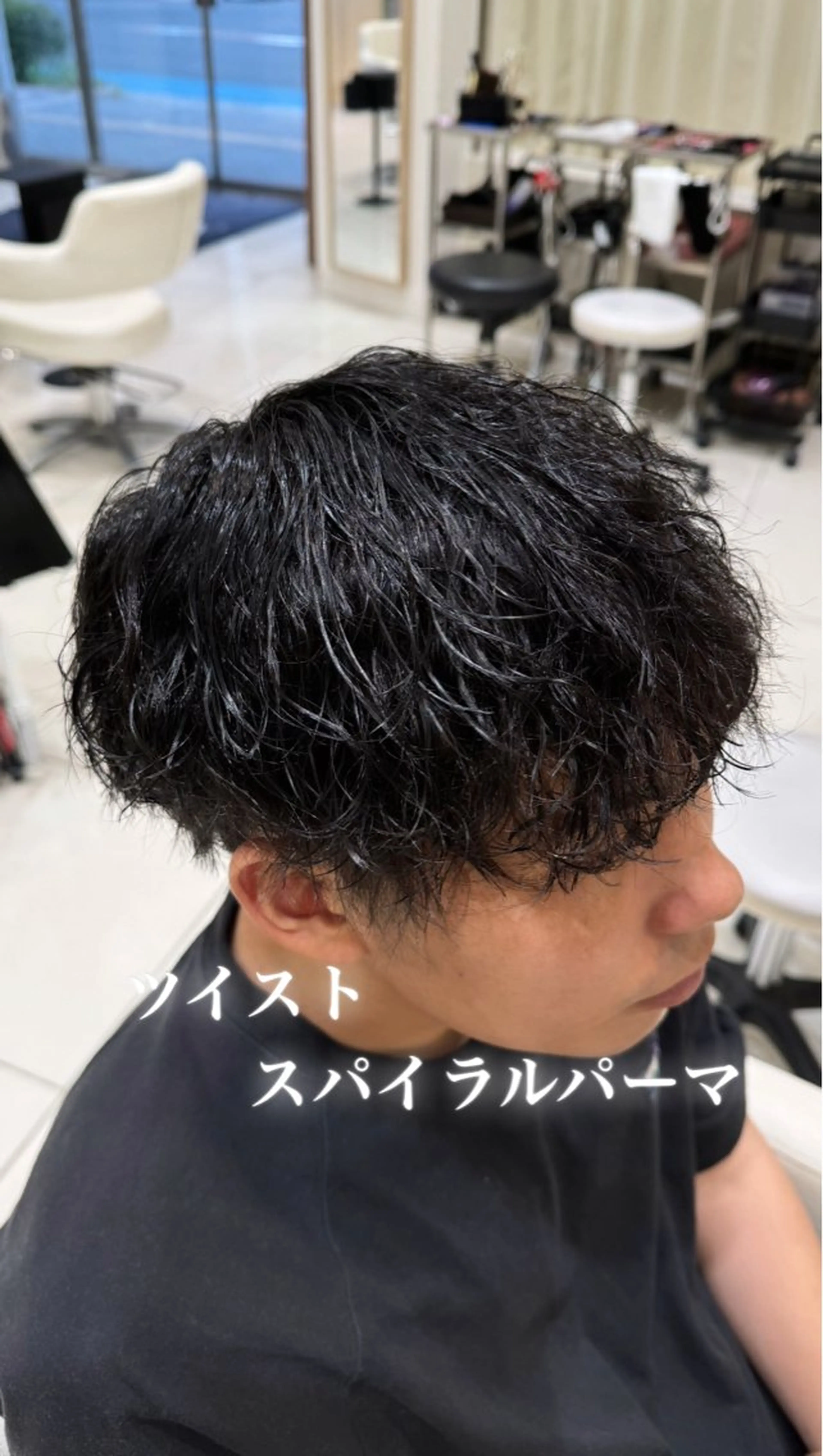 ショート カット パーマ ☃️顔周りレイヤー 韓国風SHUTOのヘアスタイル